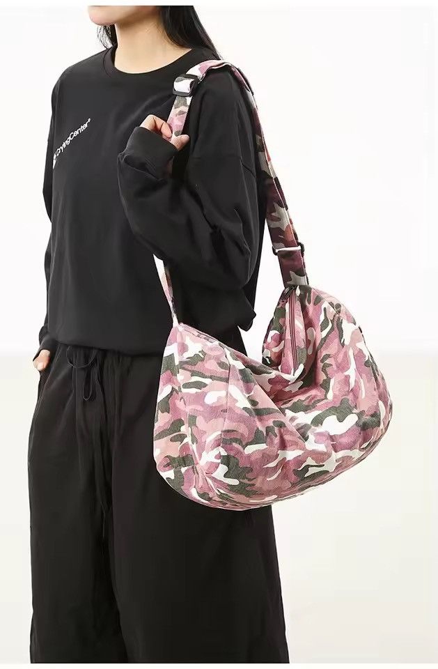 Japanese Brand Gen Z Trendy Leopard Print Canvas Crossbody Bag Size ONE SIZE - 1 Thumbnail