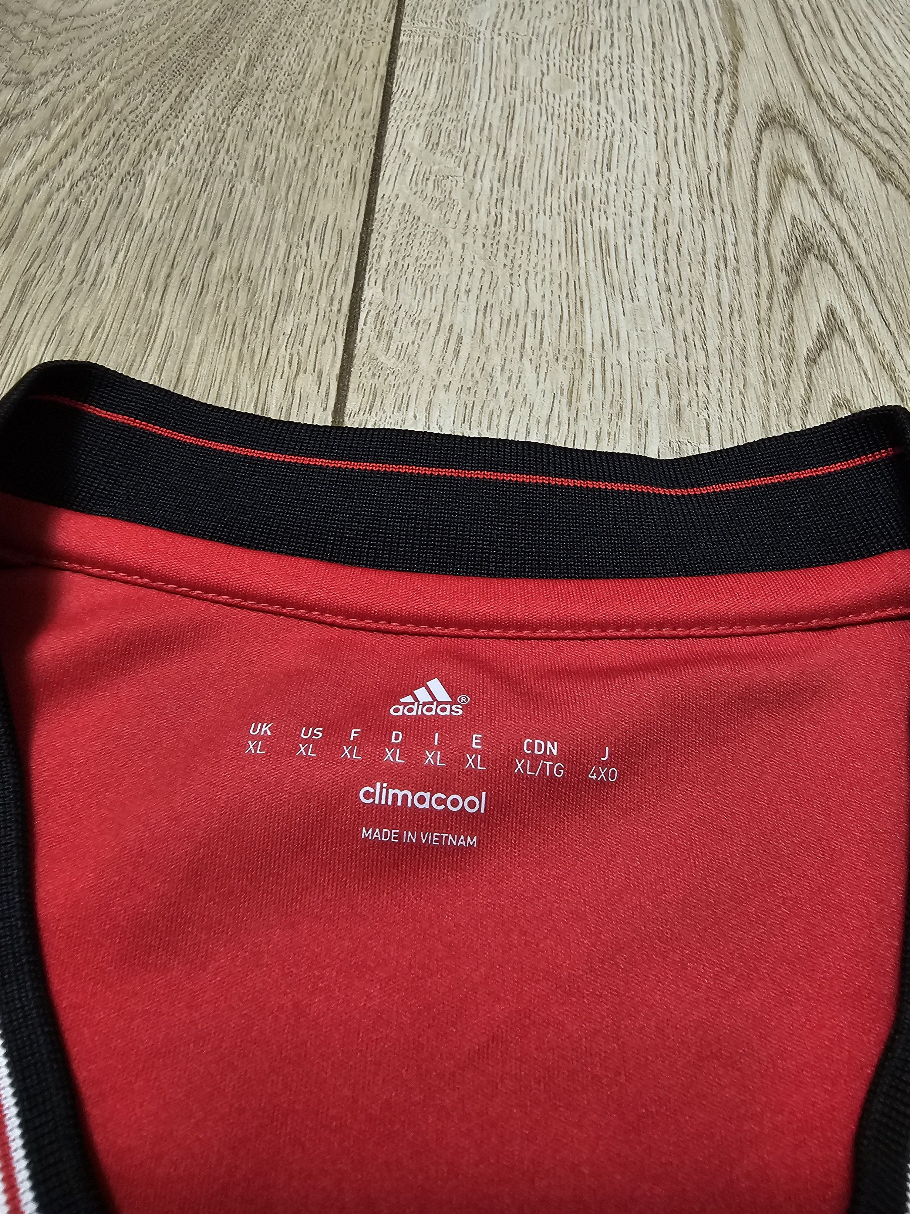 Adidas MANCHESTER UNITED 2015 2016 HOME FOOTBALL SOCCER JERSEY Size US XL / EU 56 / 4 - 5 Thumbnail