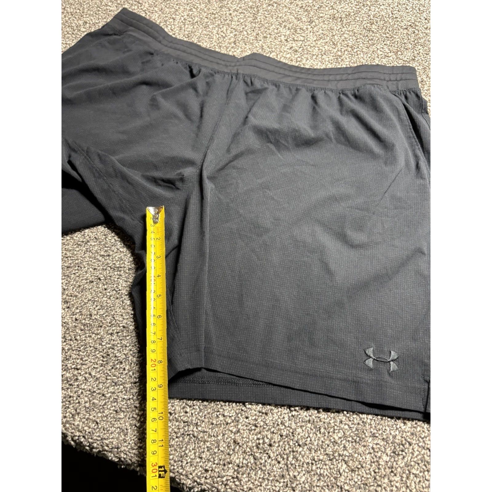 Under Armour Under Armour Shorts Mens 3XL Black Athletic Zip Pocket Logo Grid Ripstop Size US 39 - 5 Thumbnail