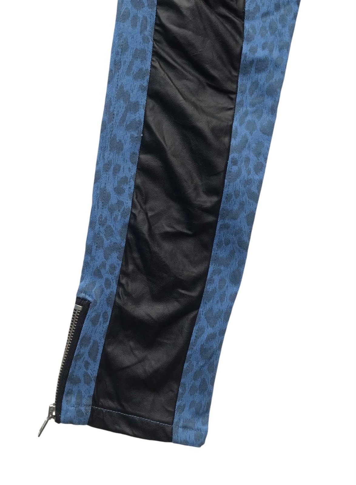 Japanese Brand Maison Gilfy Stretch Leopard Print Fashion Pants Size 27" / US 4 / IT 40 - 8 Thumbnail