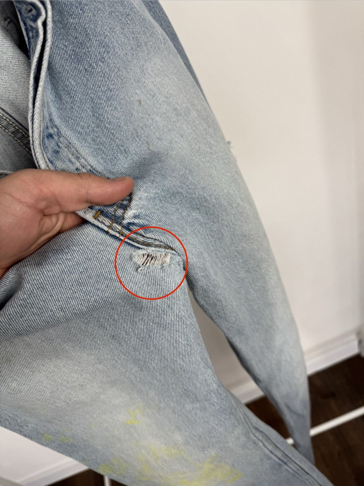 Levi's Levi’s Made in USA Distressed Light Blue Jeans Vintage W31 Size US 31 - 17 Thumbnail