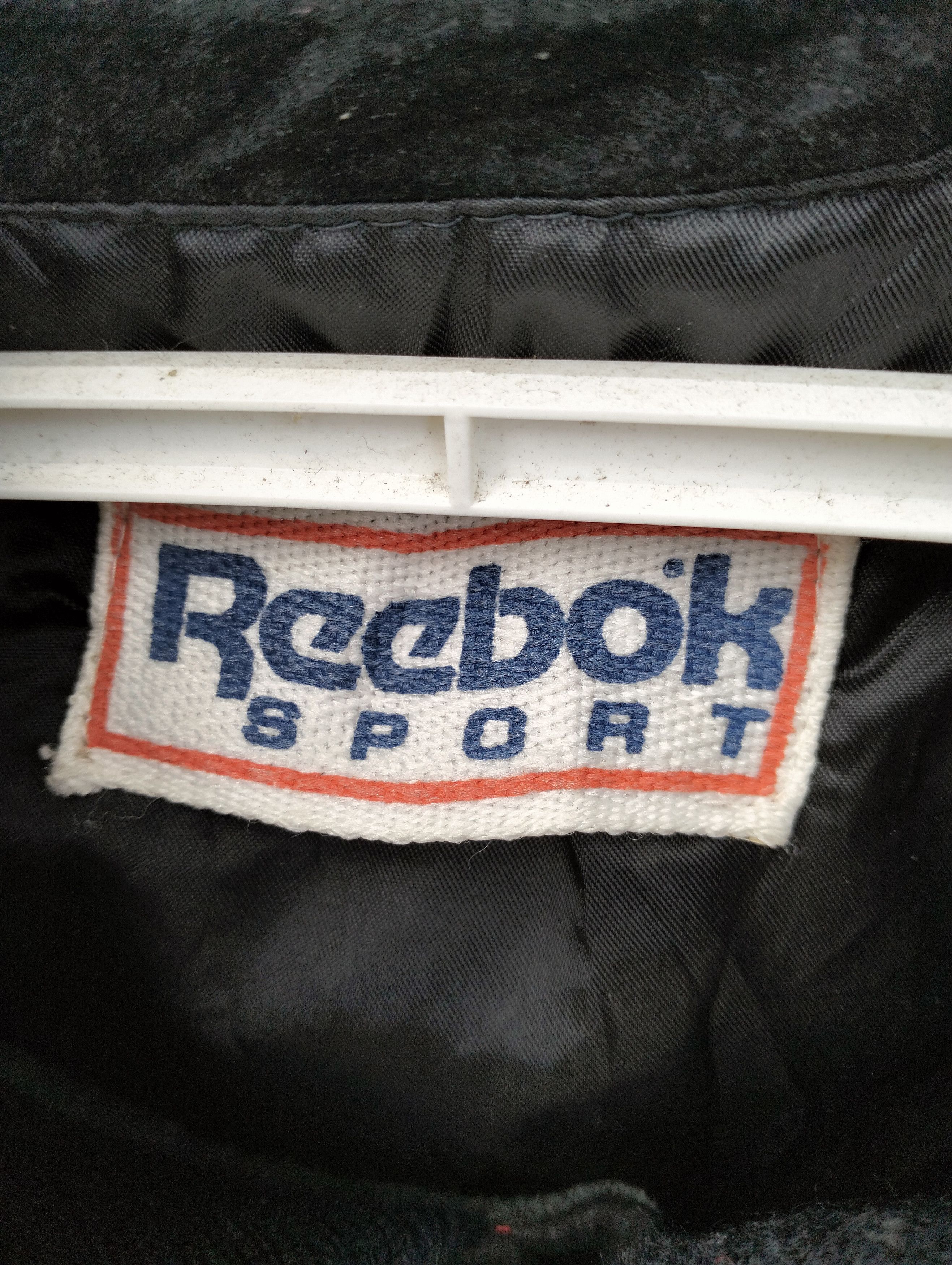 Reebok VTG 90s Reebok Leather Varsity Letterman SpellOut Pigskin Size US L / EU 52-54 / 3 - 13 Thumbnail