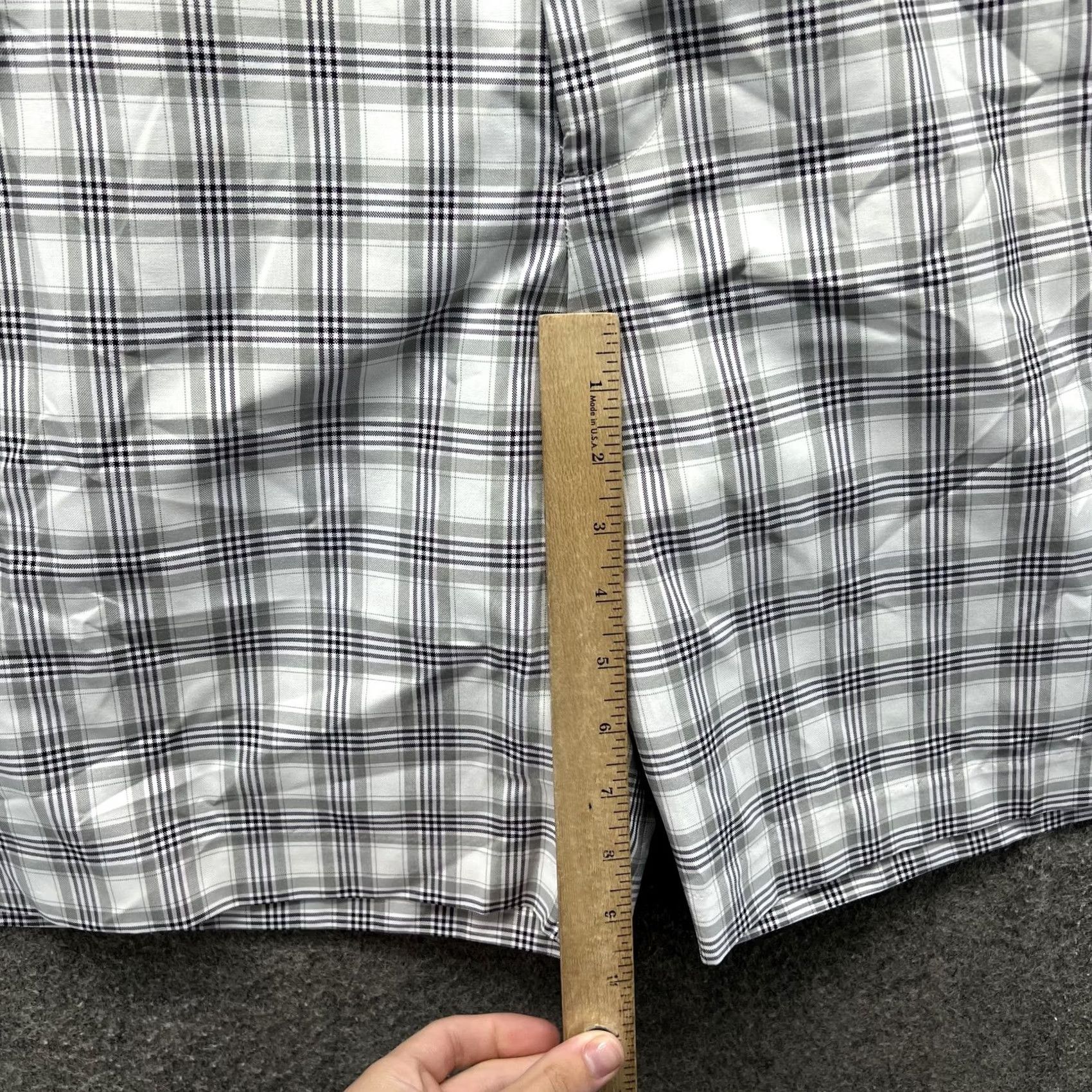 Izod Izod PerformX Golf Shorts Mens 36 Gray Plaid Chino Stretch Performance 9 Inseam Size US 36 / EU 52 - 6 Thumbnail