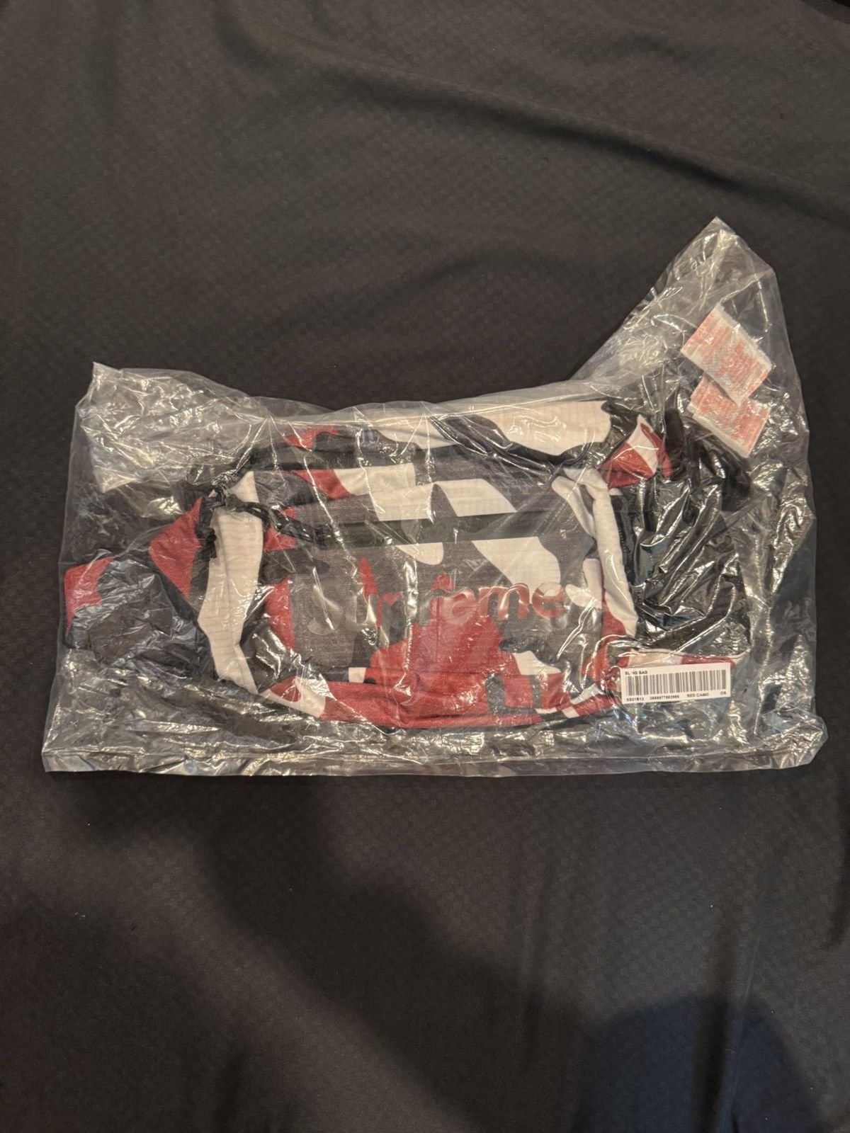 Supreme Sling Bag in Red, Men's