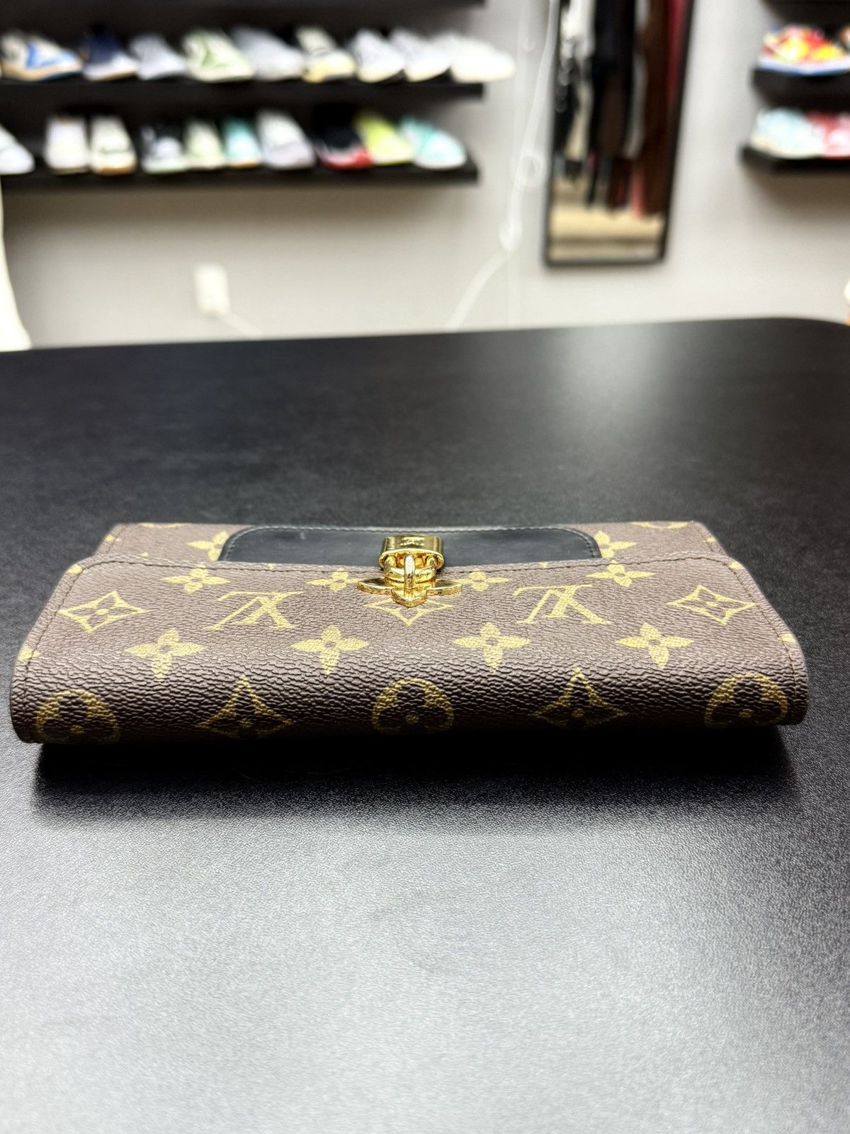 Louis Vuitton Louis Vuitton Monogram Brown Flap Wallet Clutch Gold Lock Size ONE SIZE - 4 Thumbnail