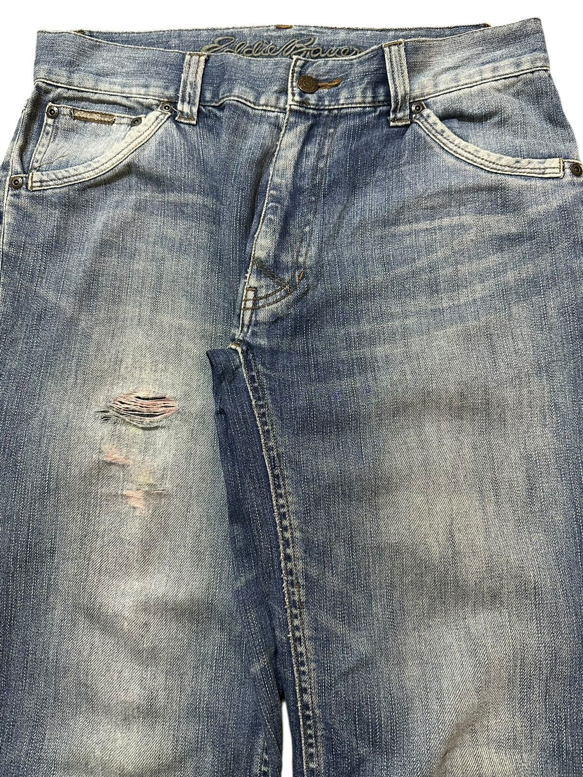 Eddie Bauer Vintage Eddie Bauer Blue Faded Wash Style Distress Loose Fit Size US 32 / EU 48 - 4 Thumbnail