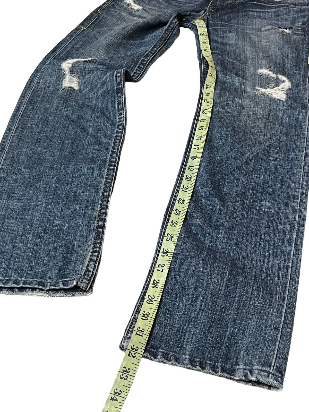 Levi's VINTAGE LEVI’S BLACK STAR CUSTOM STUD DISTRESSED DENIM Size US 33 - 15 Thumbnail