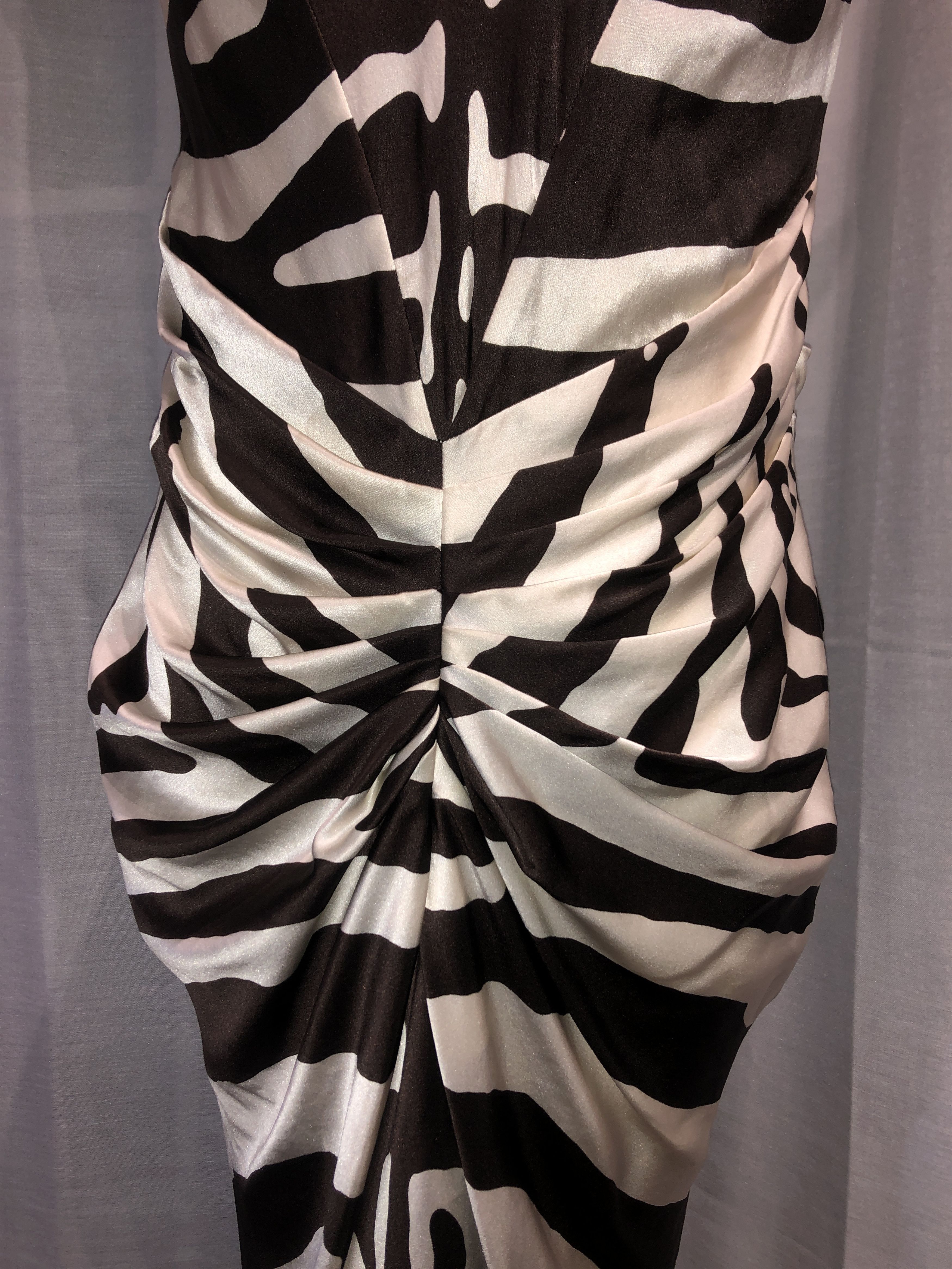 Dior S/S 2009 Zebra Print Silk Dress Size M / US 6-8 / IT 42-44 - 7 Thumbnail