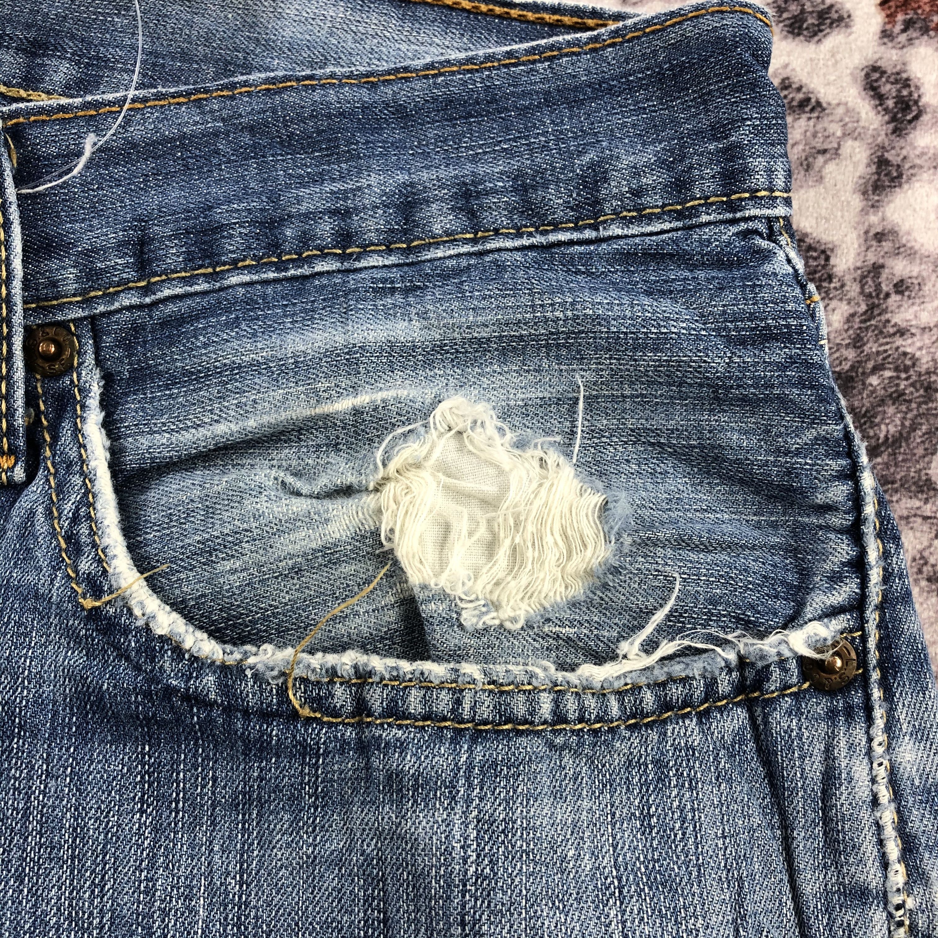 Levi's × Vintage Vintage Blue Wash Levis 505 Jeans-JM2459 Size US 35 - 8 Thumbnail