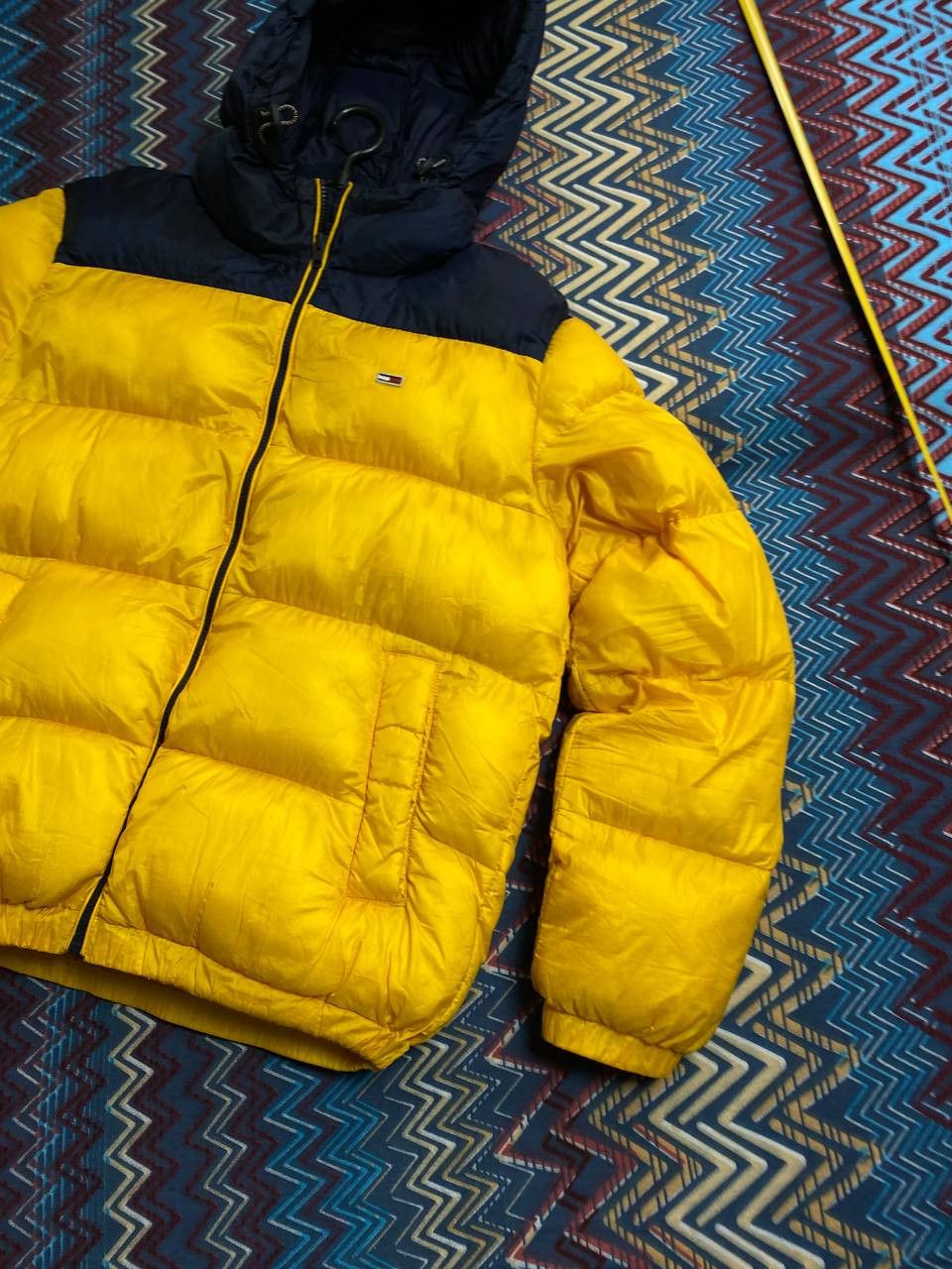 Tommy Hilfiger × Vintage Vintage Tommy Hilfiger Hooded Puffer Jacket Size US XL / EU 56 / 4 - 8 Thumbnail