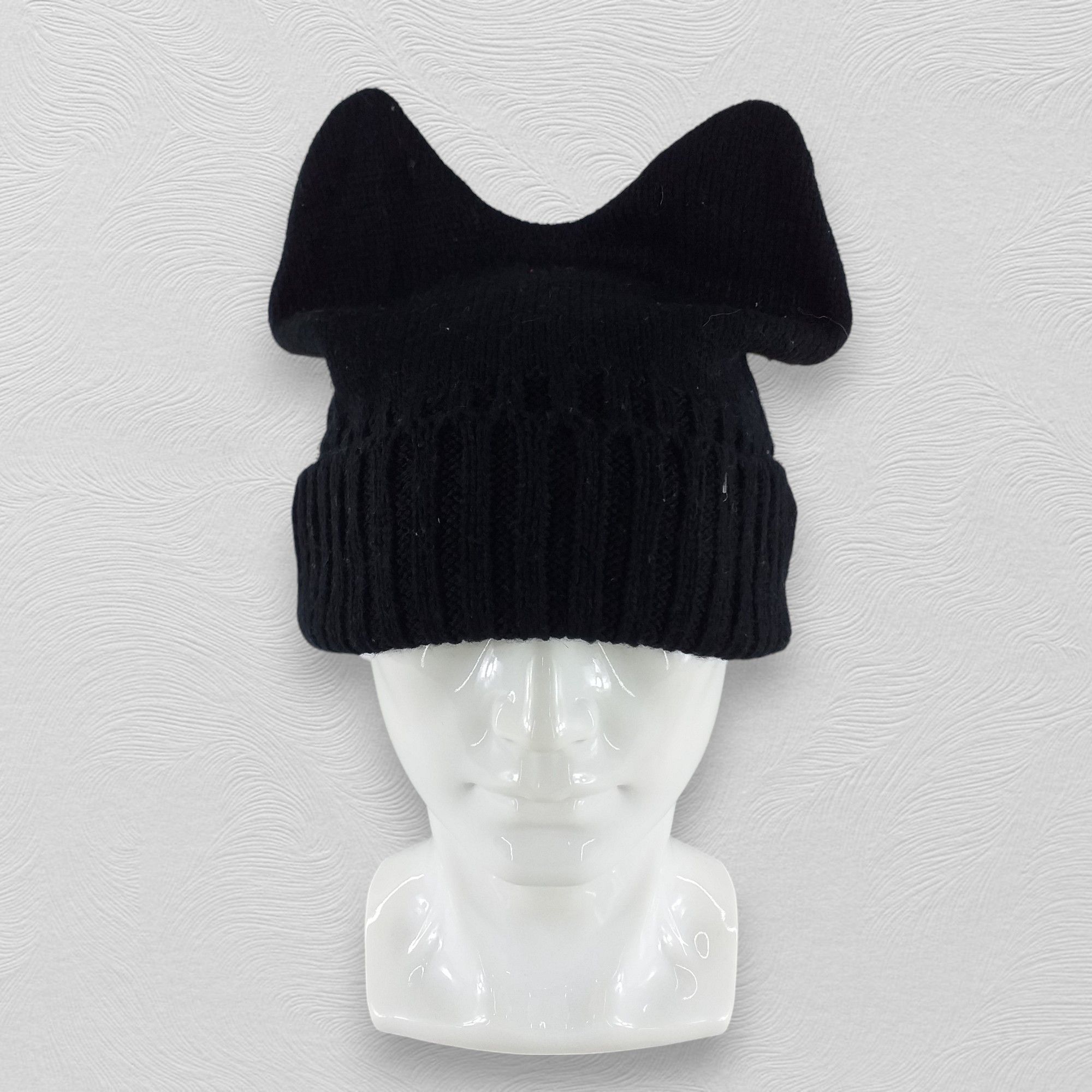 Japanese Brand Dog Image Snow Cap Hat Beanie -BN341 Size ONE SIZE - 1 Thumbnail