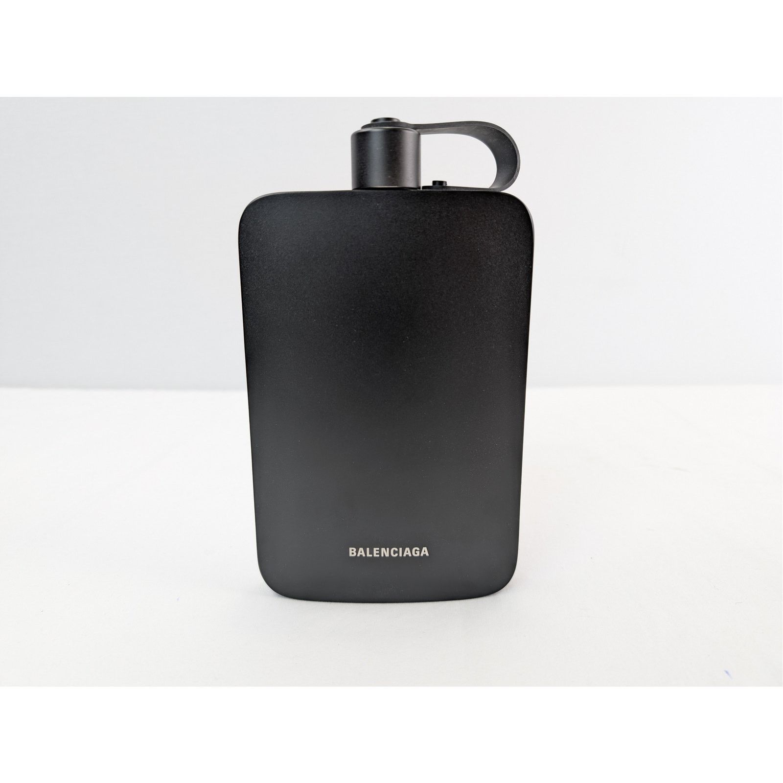 Balenciaga o1rshd1 Q:4 / Size: OS / H2O Water Bottle in Black Size ONE SIZE - 5 Thumbnail