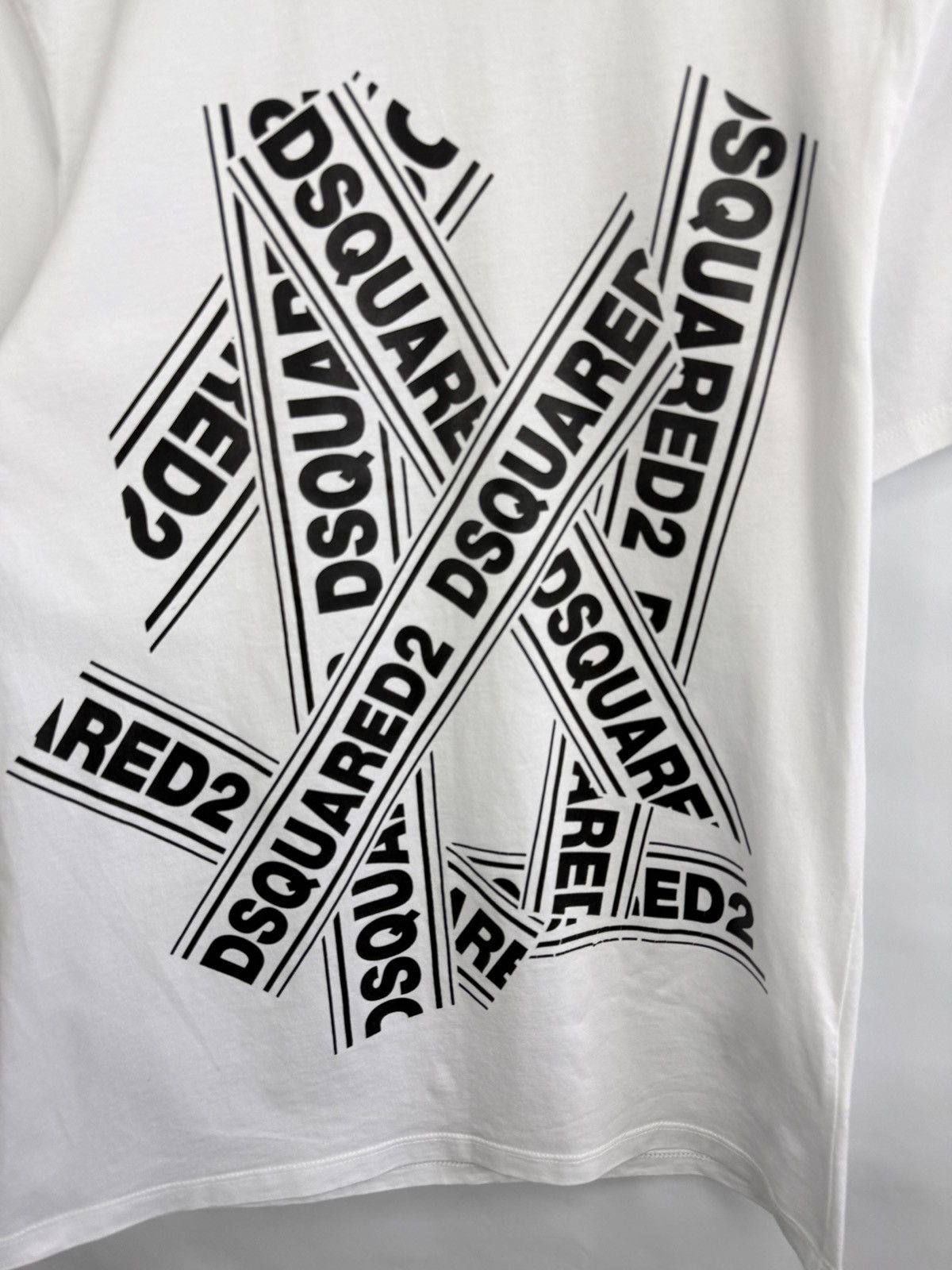 Dsquared2 🇮🇹 Y2K Dsquared2 Asymmetric Print T-Shirt Rare Retro Hype Size US S / EU 44-46 / 1 - 4 Thumbnail