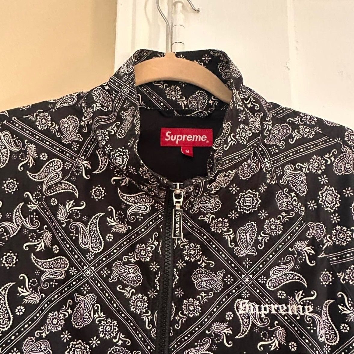Supreme Supreme Bandana Track Jacket - SS18 (Black) Size US M / EU 48-50 / 2 - 3 Thumbnail