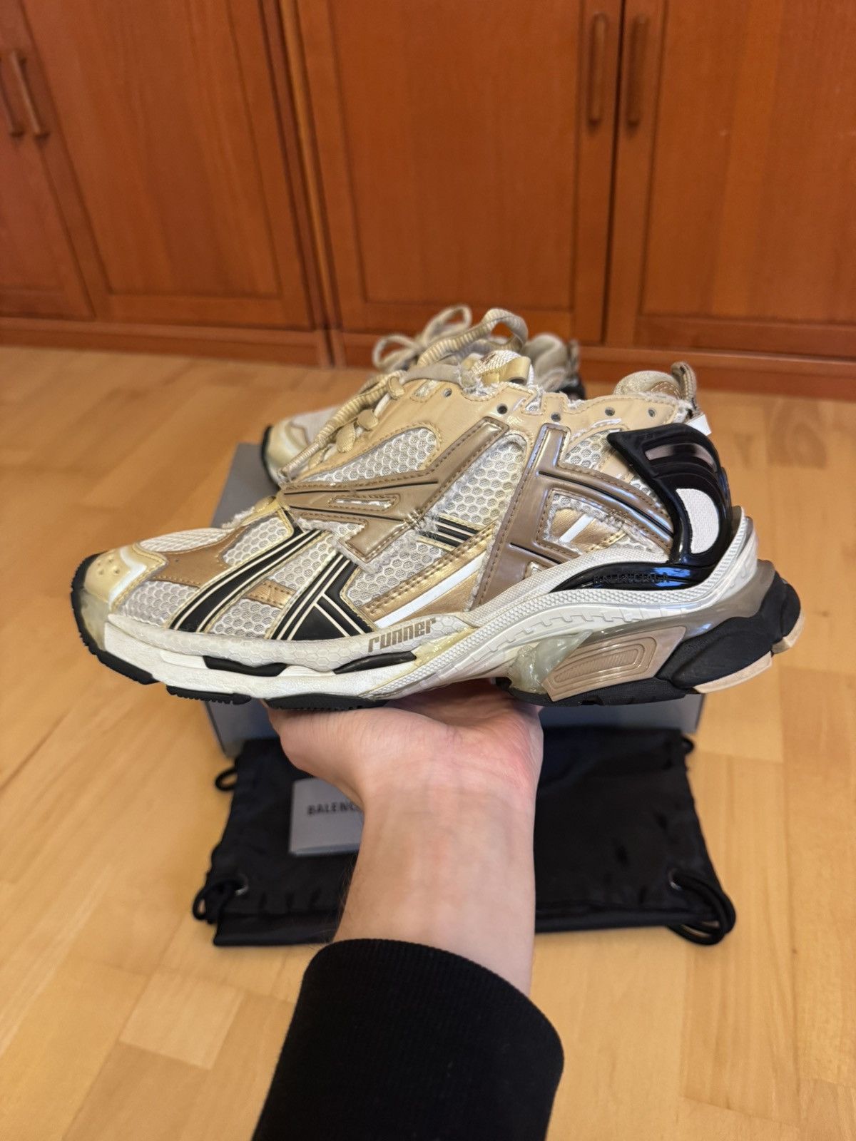 Balenciaga Balenciaga Runner Beige Size US 8 / EU 41 - 2 Thumbnail