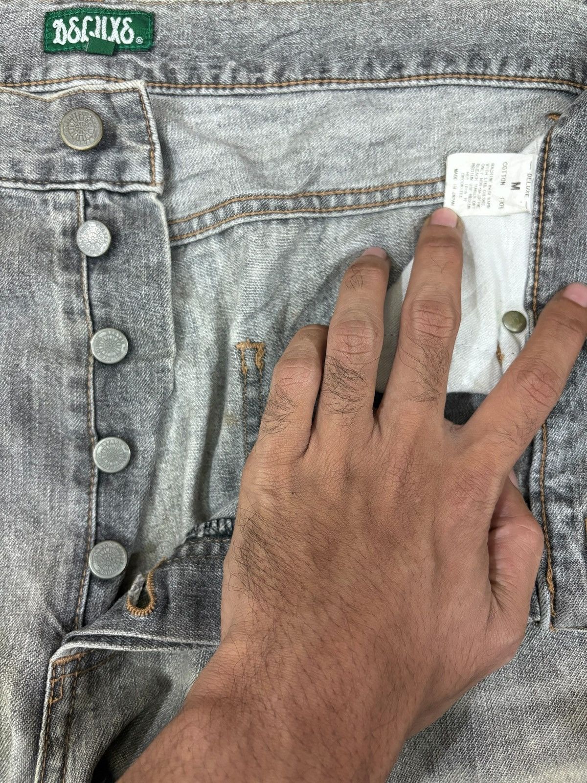 Japanese Brand Vintage Japanese Deluxe Charcoal Wash Baggy Jeans Size US 37 - 8 Thumbnail