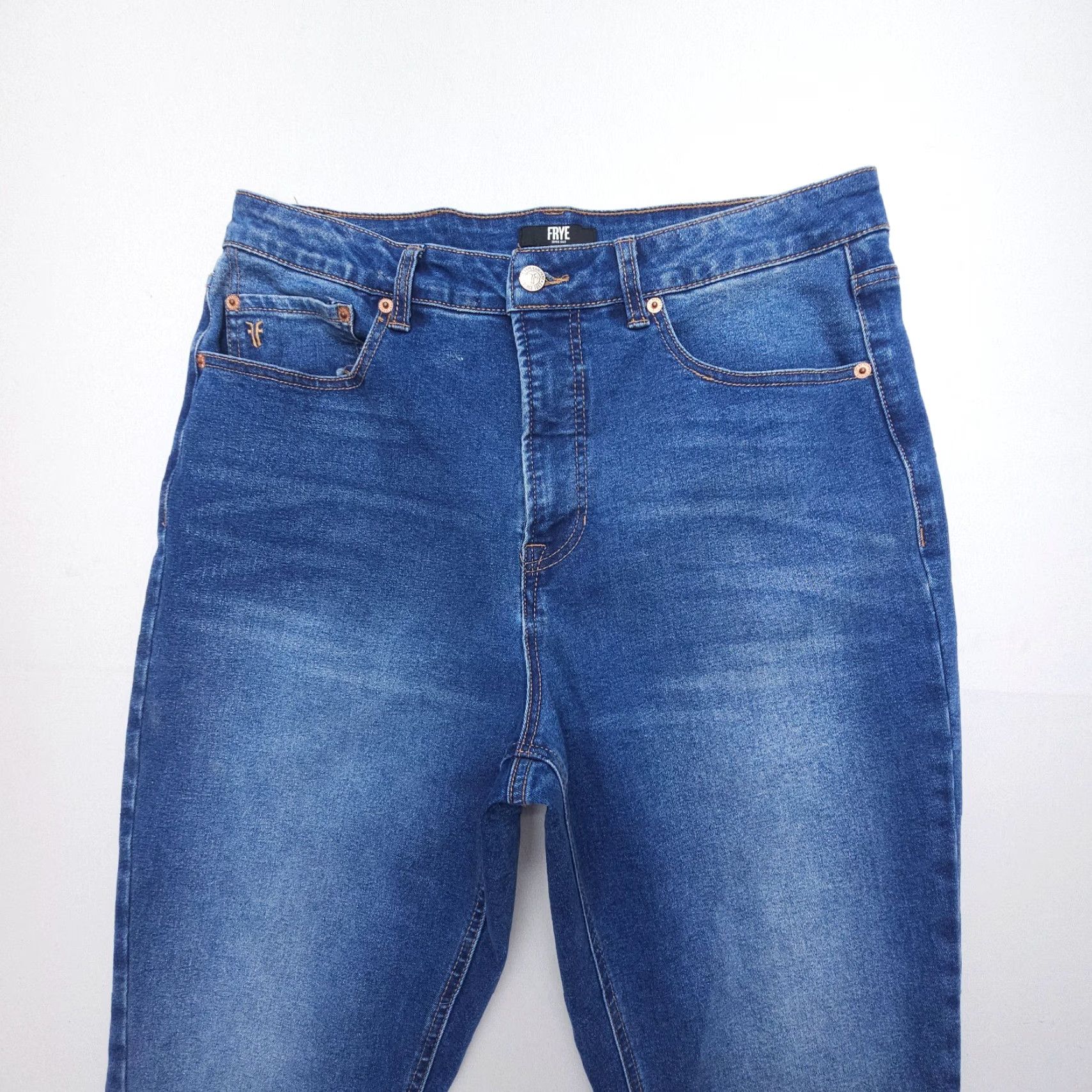 Frye Frye Jeans Cuffed Crop Size 10 Blue High Rise Stretch Denim 28" Inseam Women Regular 5-Pocket Pattern Solid Size 32" / US 10 / IT 46 - 3 Thumbnail