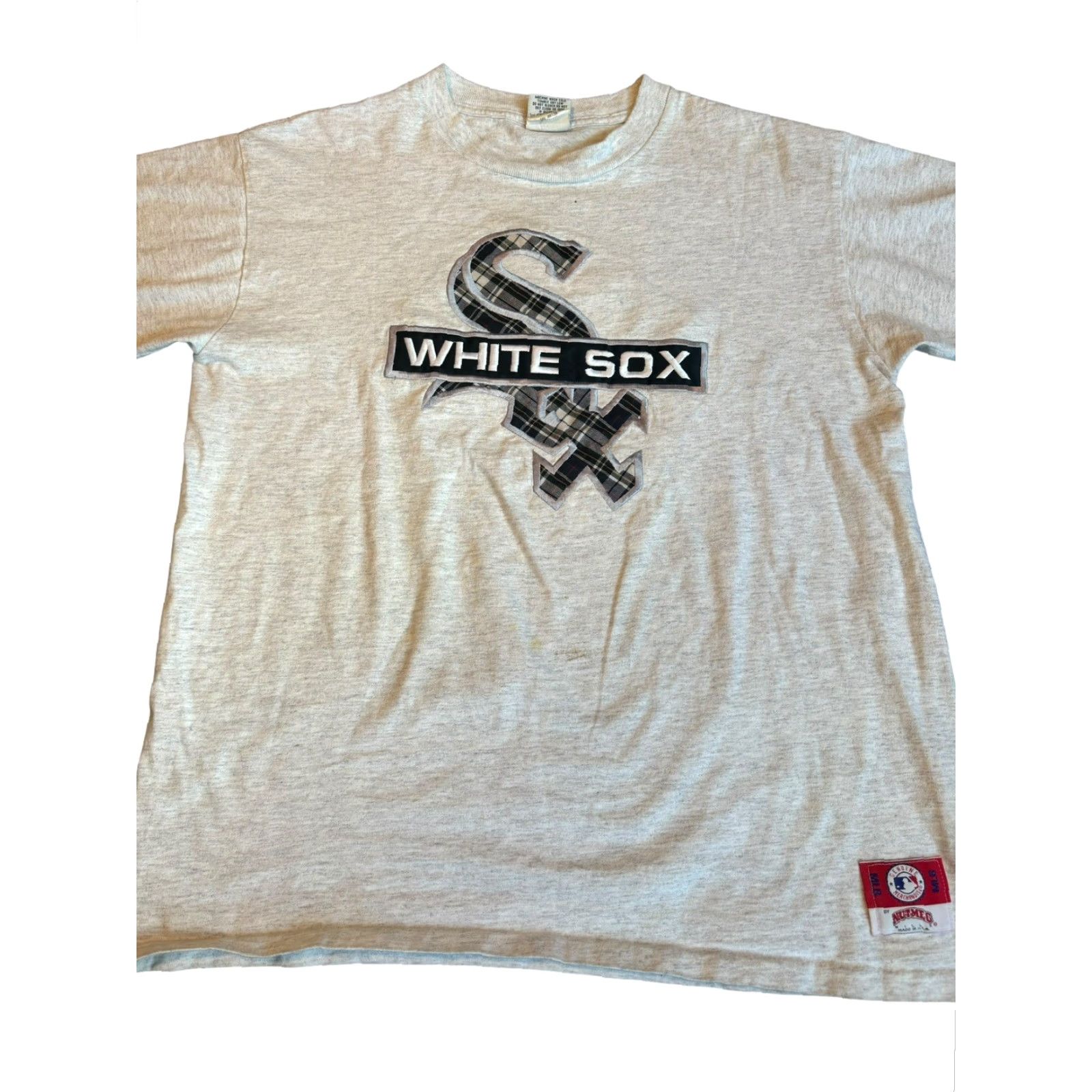 Nutmeg VINTAGE Nutmeg MLB Chicago White Sox T Shirt Mens XL Gray 1990s Graphic Tee Baseball Rare Design Mens Size US XL / EU 56 / 4 - 2 Thumbnail