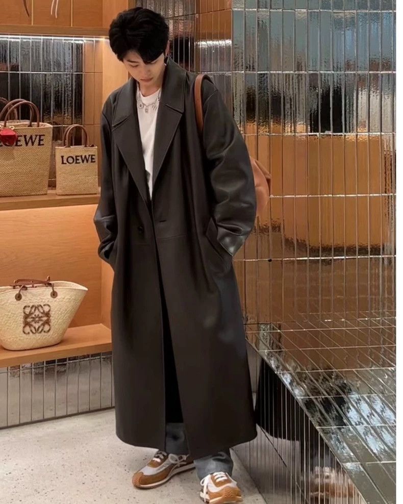 Loewe Loewe size M FW23 sheepskin pleated coat Size L / US 10 / IT 46 - 7 Thumbnail