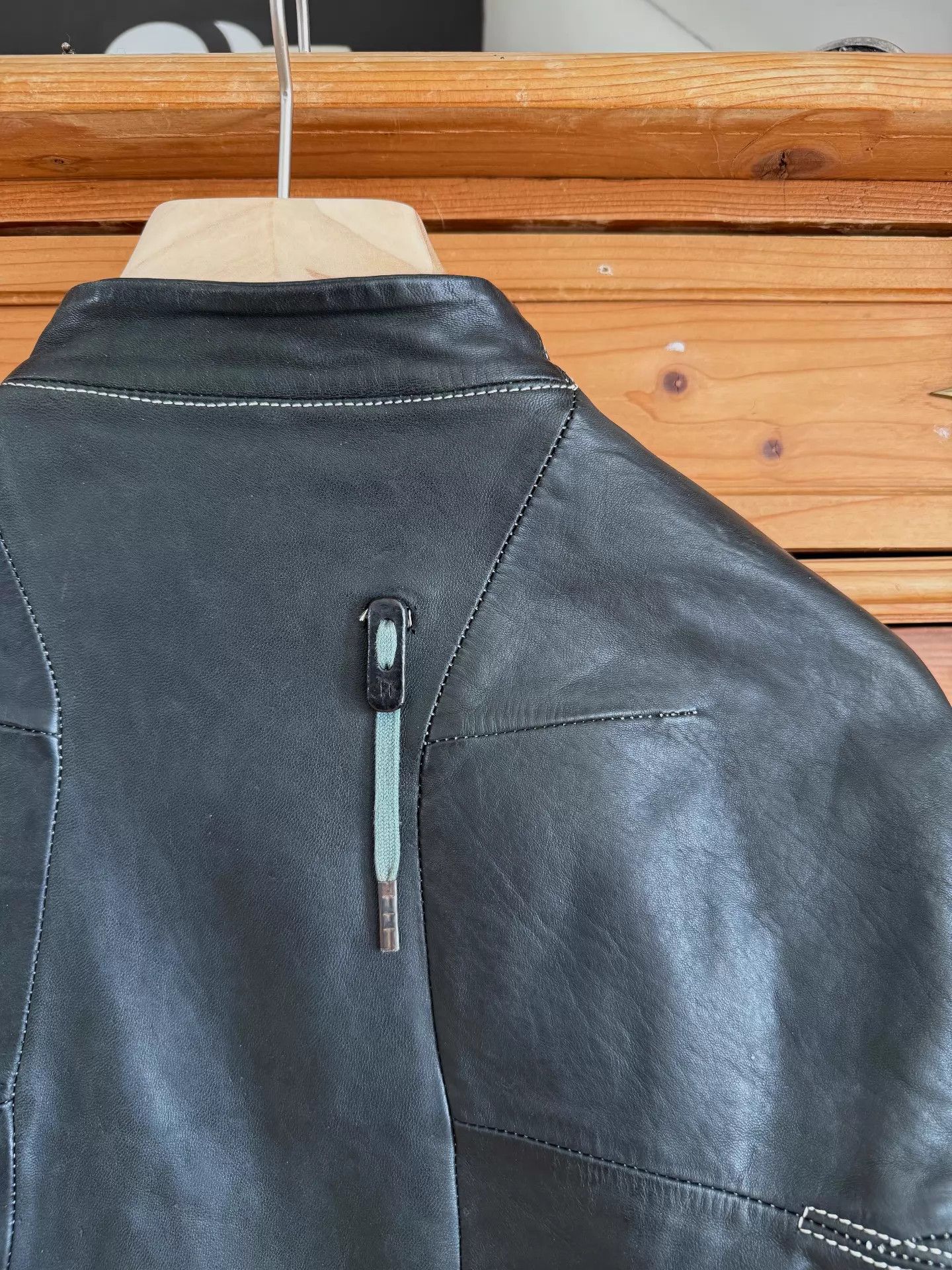 Boris Bidjan Saberi Boris Bidjan Saberi J4 Horsehide Vintage Dyed M Rare Size US M / EU 48-50 / 2 - 6 Thumbnail