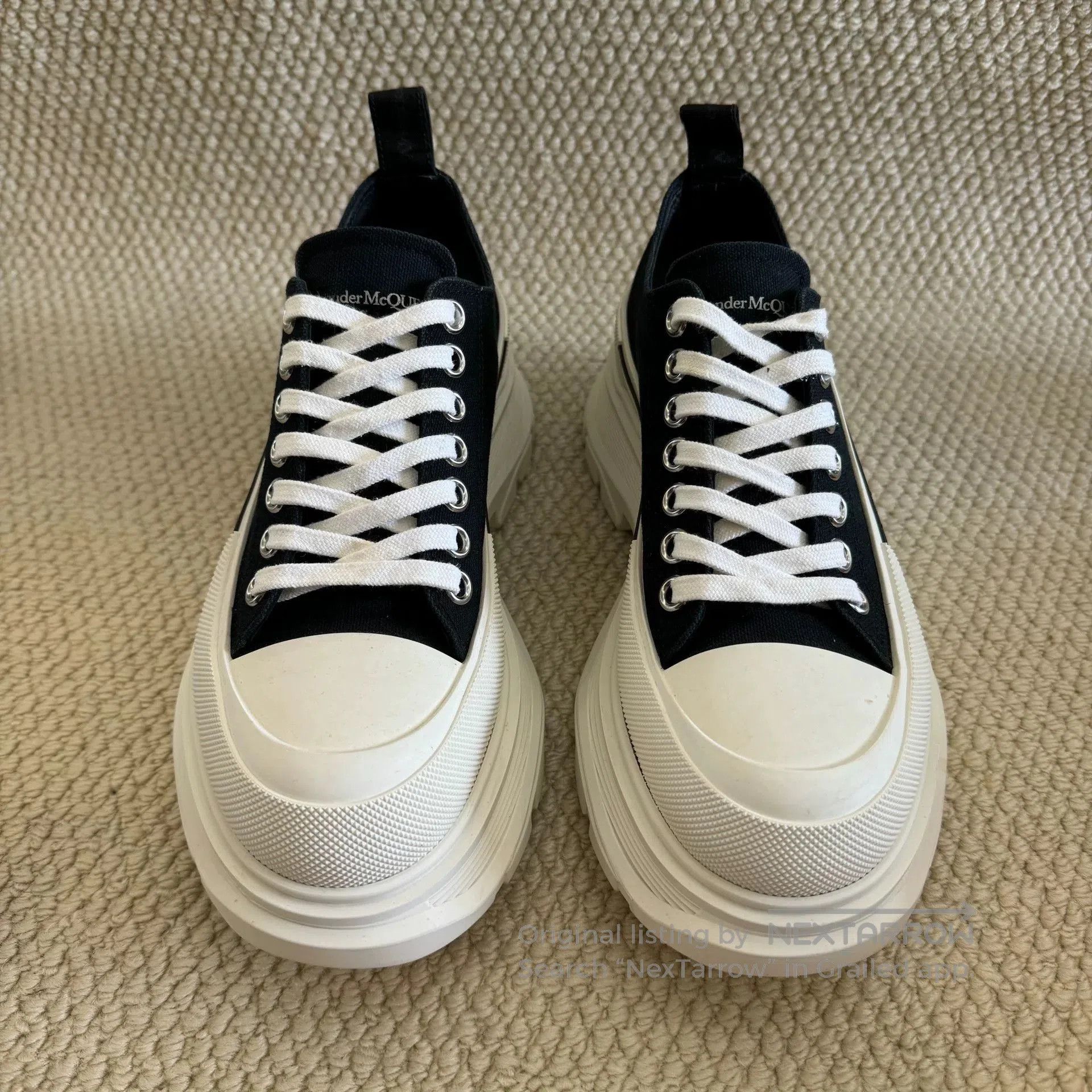 Alexander McQueen alexander mcqueen tread slick black and white boots. Size US 8 / EU 41 - 2 Thumbnail