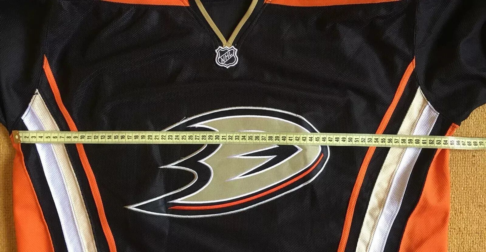 Reebok VINTAGE ANAHEIM DUCKS CCM COREY PERRY NHL ICE HOCKEY SHIRT Size US L / EU 52-54 / 3 - 10 Thumbnail