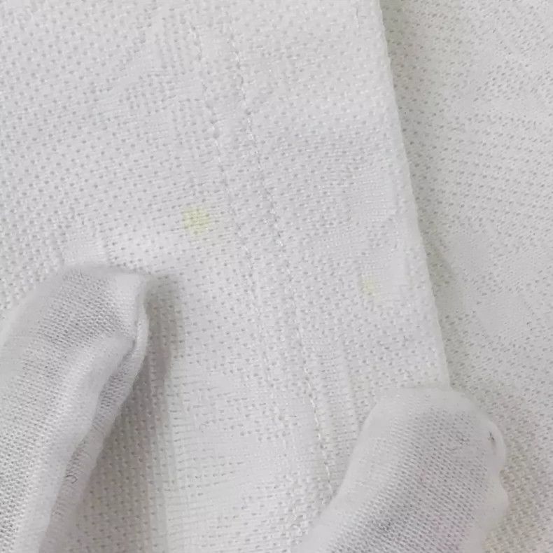 Louis Vuitton Louis Vuitton White Logo Cotton T -2505 Size XL / US 12-14 / IT 48-50 - 8 Thumbnail