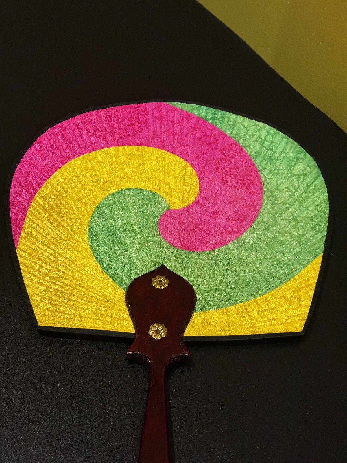 Other Decorative Hand Fan Pink Yellow Green Swirl Size ONE SIZE - 4 Thumbnail