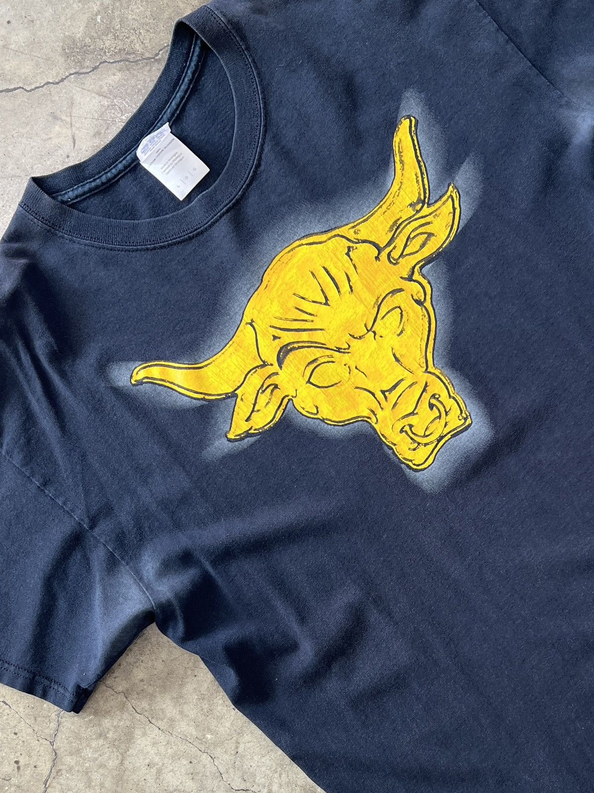 WWF Vintage The Rock Recognized Symbol WWF Bull Tee Large Size US L / EU 52-54 / 3 - 1 Thumbnail
