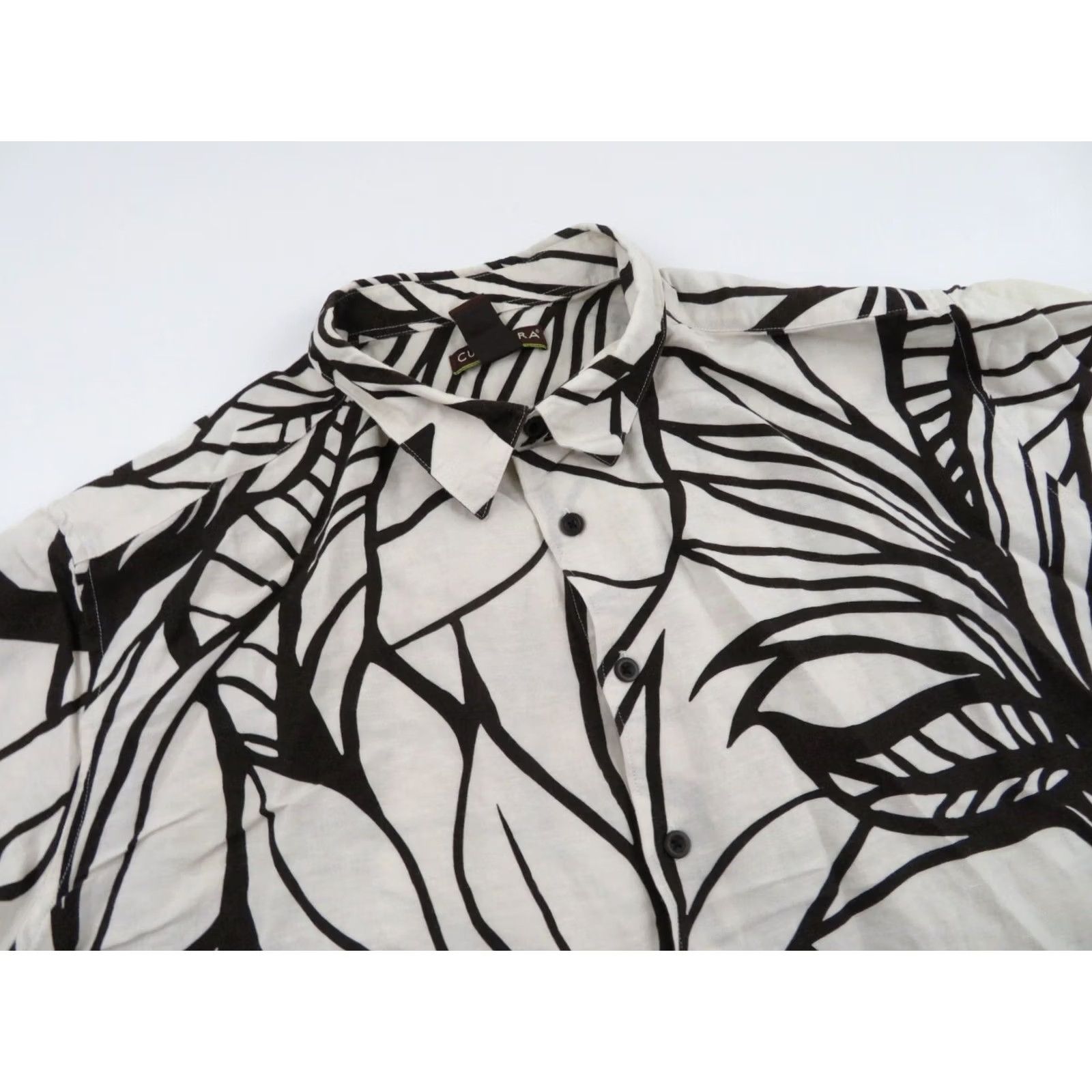 Cubavera VINTAGE Cubavera Shirt Mens 3XL Beige Floral Linen Rayon Button-Up Short Sleeve Collared Hawaii Beach Retro Tropical 70s 80s 90s Women's? Size US XXL / EU 58 / 5 - 5 Thumbnail