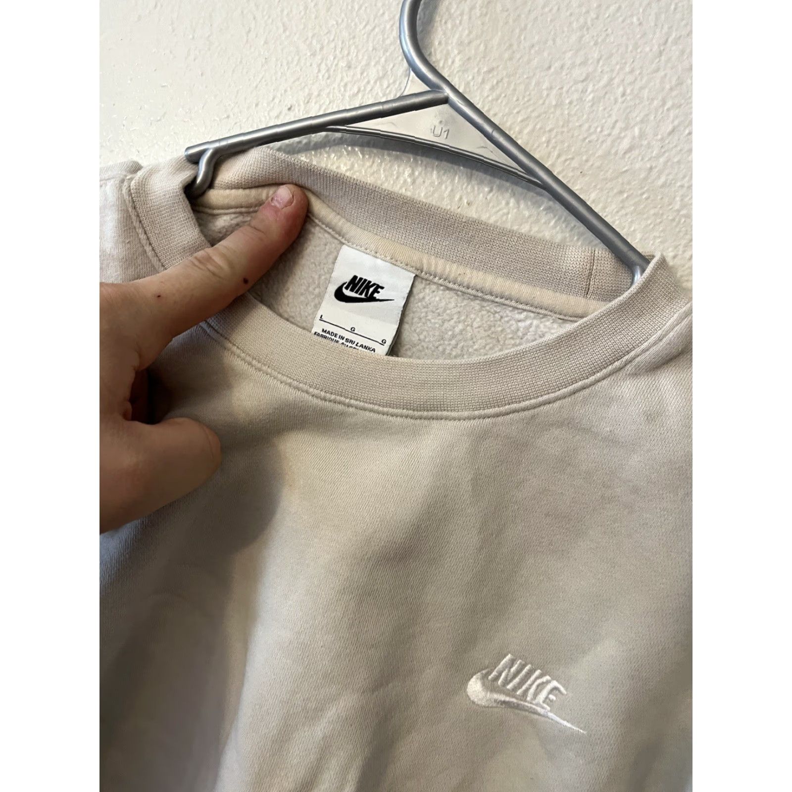 Nike Nike Men´s NSW Club Crew Shirt Hooded Sweatshirt L Light Bone/White BV2662-072 Beige Embroidered All Seasons 90s? No, keep to allowed words. Size US L / EU 52-54 / 3 - 2 Thumbnail