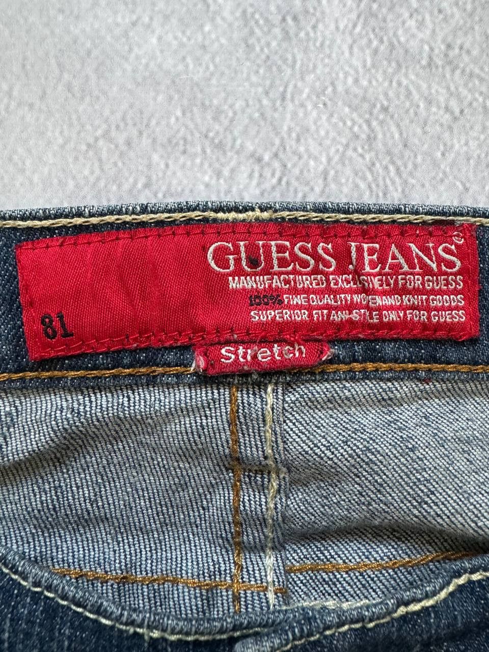 Guess Vintage Y2K Guess Bootcut Flared Jeans Floral Embroidered Size 27" / US 4 / IT 40 - 9 Thumbnail
