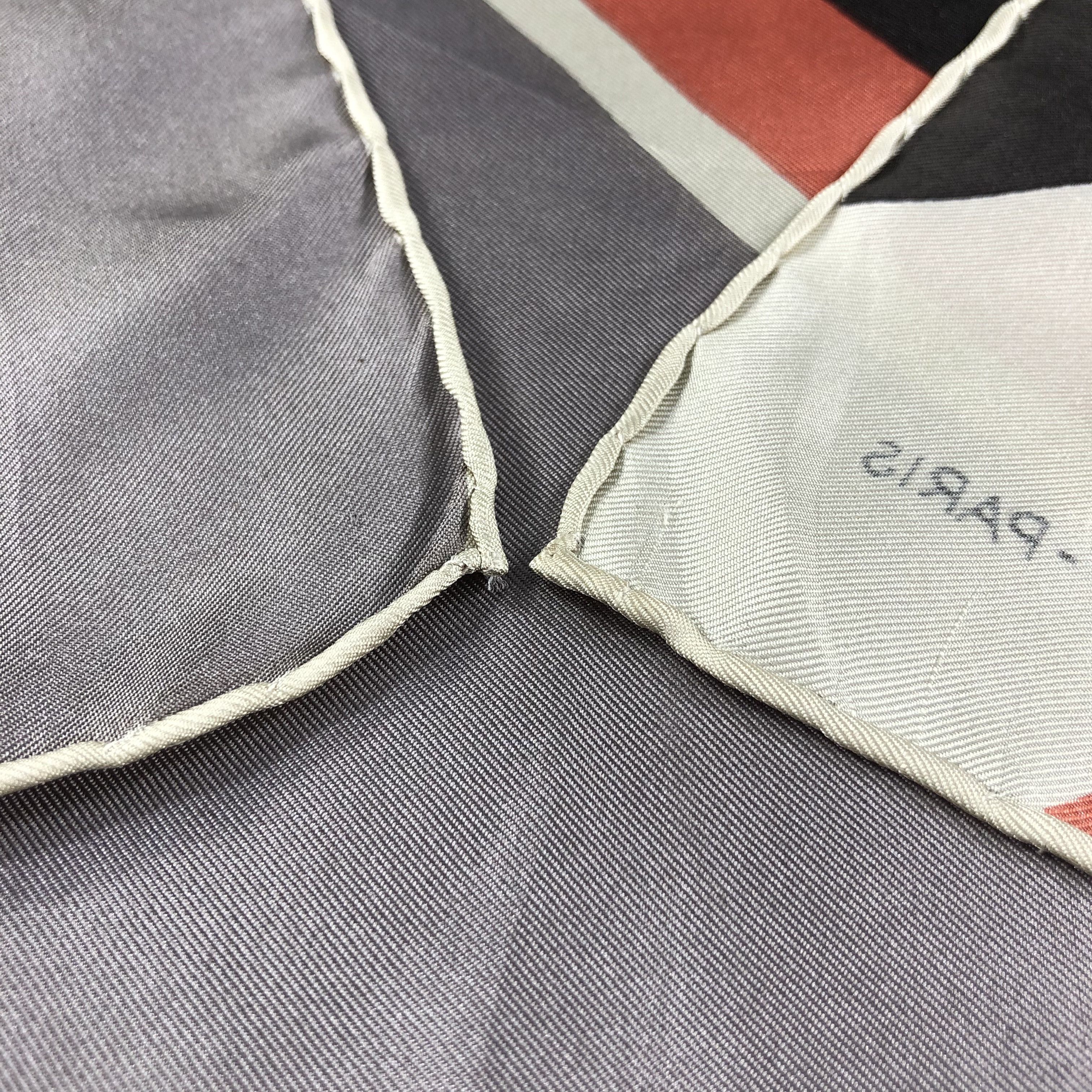 Vintage Jeanne Albert Hand Rolled Silk Scarf M924 Size ONE SIZE - 4 Thumbnail