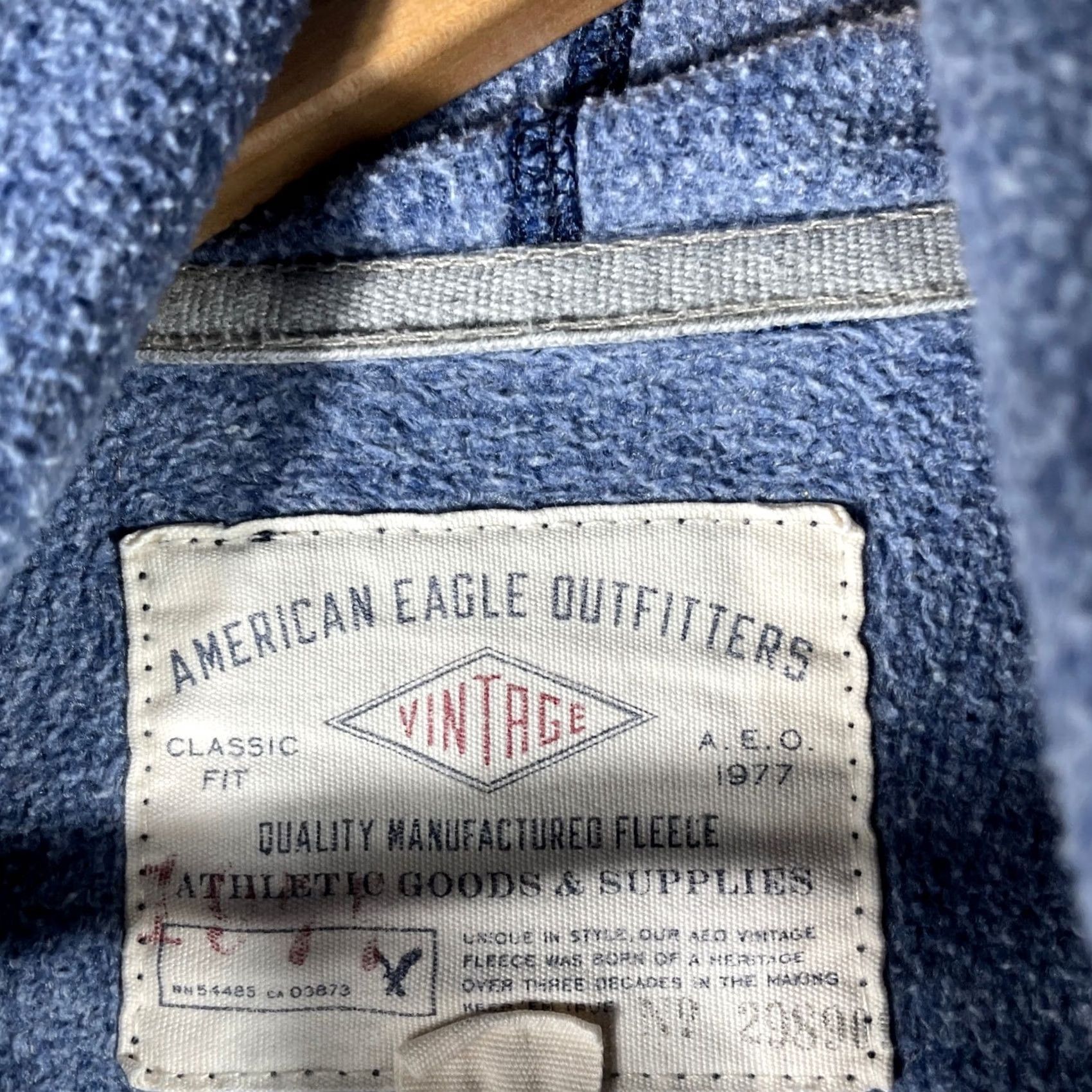 American Eagle Outfitters VINTAGE American Eagle Apparel? Size US M / EU 48-50 / 2 - 4 Thumbnail