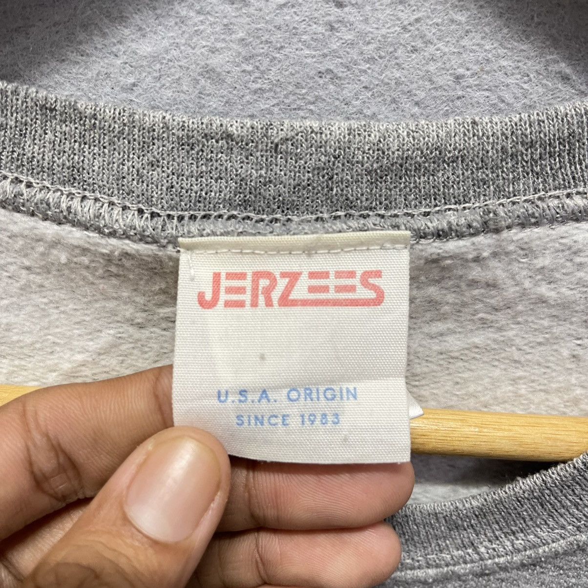 Jerzees Vintage Jerzees Sesame Street Character Crewneck Sweatshirt Size US L / EU 52-54 / 3 - 10 Thumbnail