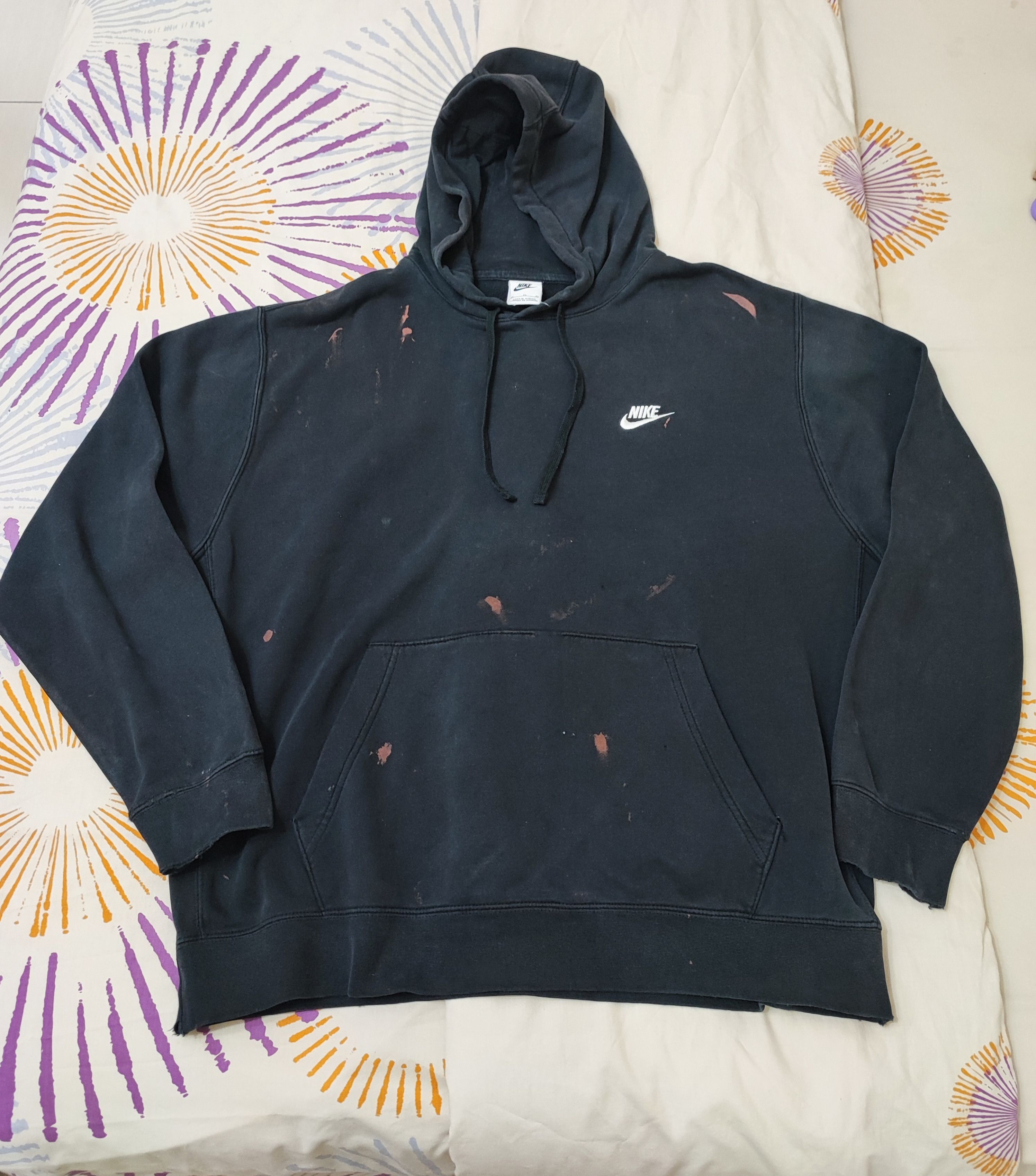 Nike Vintage Y2K Nike Mini Swoosh Boxy Faded / Thrashed Hoodie Size US XL / EU 56 / 4 - 1 Thumbnail