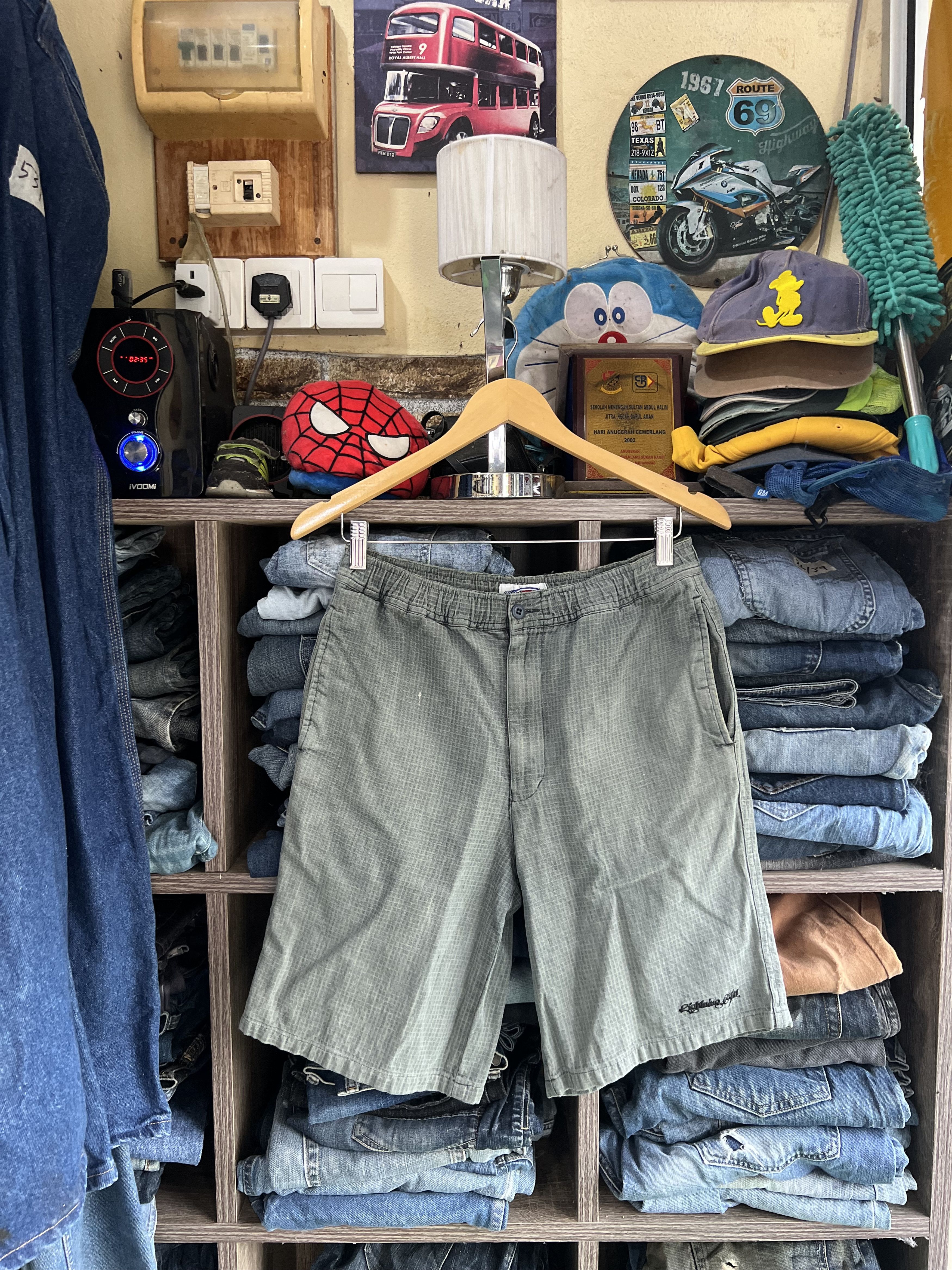 Lightning Bolt 🔥Sun Faded Lightning Bolt Short Pant Size US 29 - 16 Thumbnail