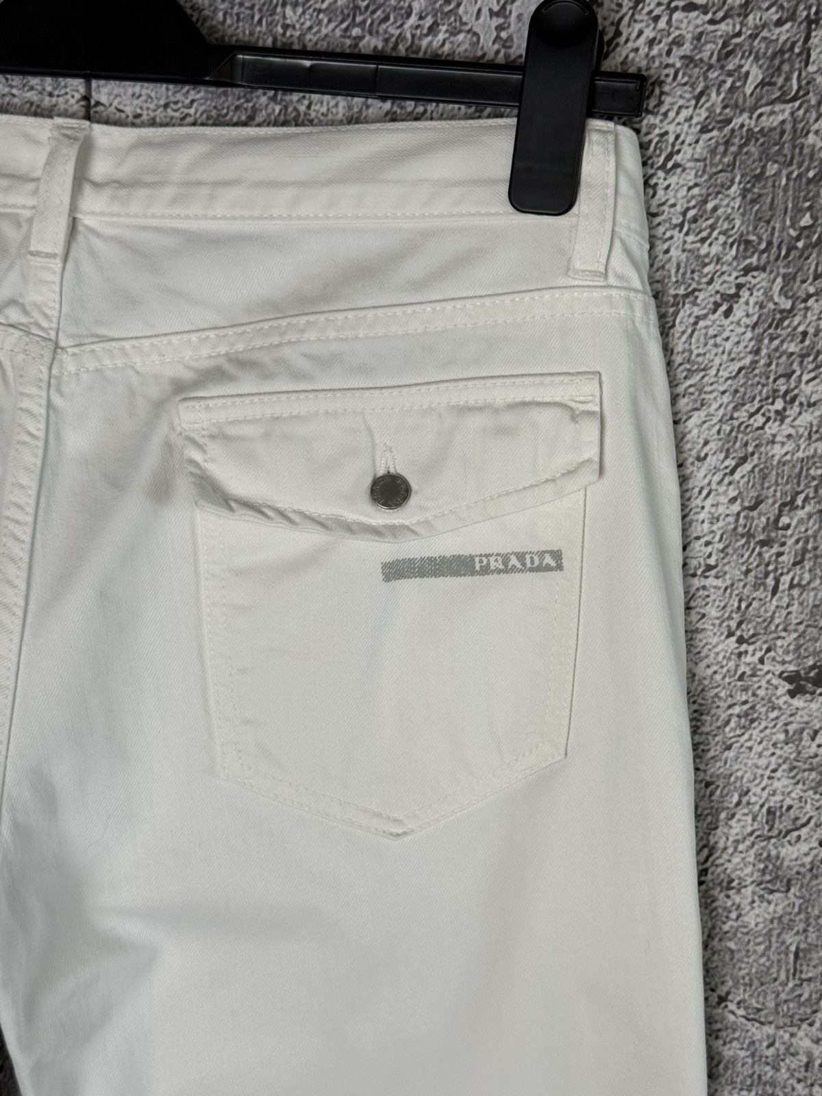 Prada Prada White Cropped Denim Pants Capri Trousers Logo Detail Size 31" - 4 Thumbnail