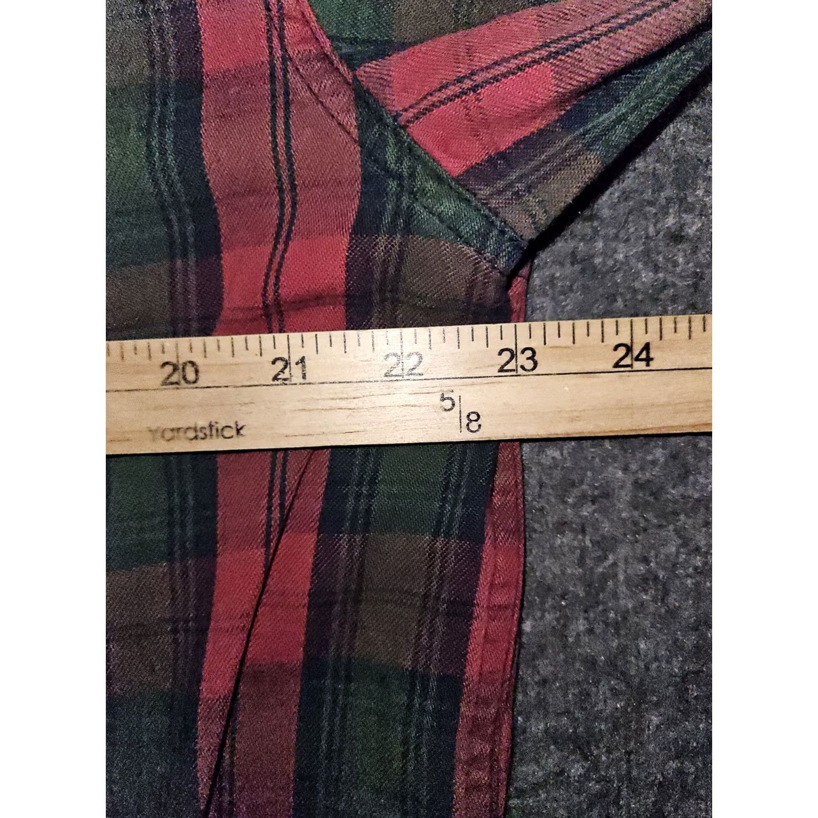 Vintage VINTAGE L.L. Bean Button-Down Shirt Men's L Plaid Red 80s Distressed Pockets Flannel Cotton Lumberjack Shirt Size US L / EU 52-54 / 3 - 3 Thumbnail