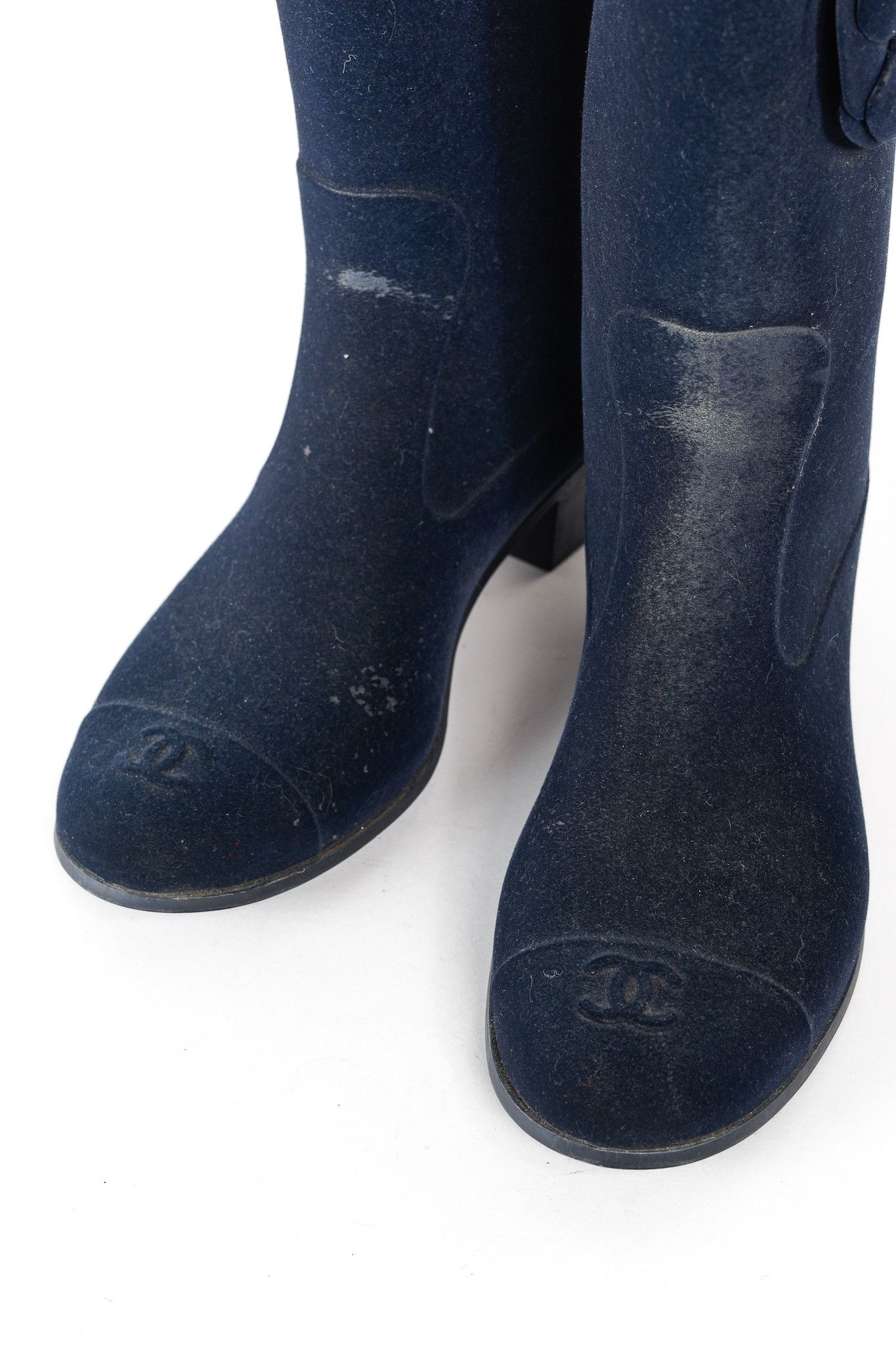 Chanel Chanel 11A Navy Velvet Camellia Rubber Rain Boots Size US 6.5 / IT 36.5 - 6 Thumbnail