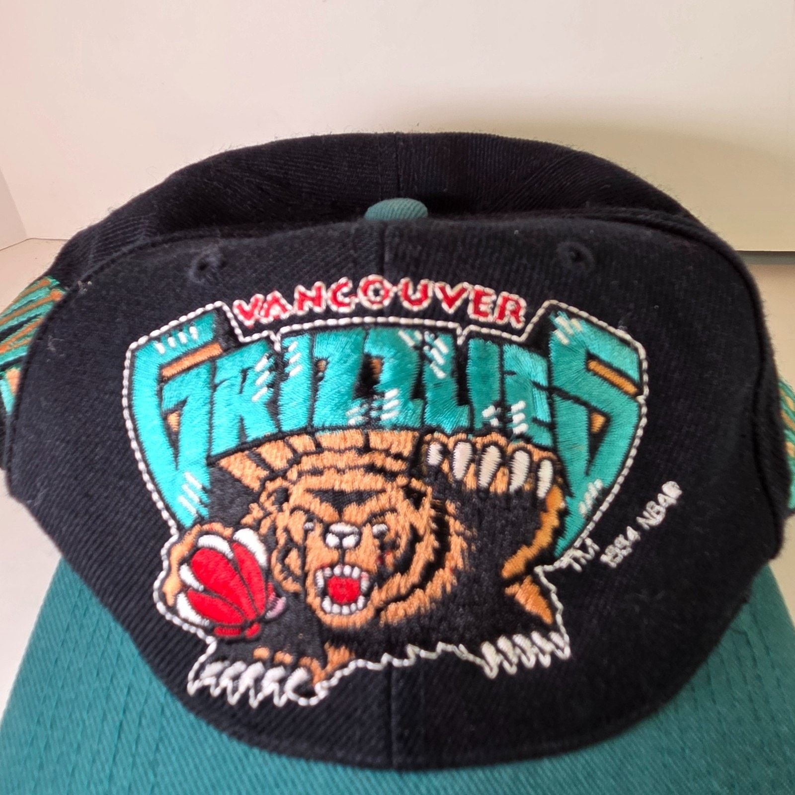 Sports Specialties Vancouver Grizzlies 1994 Sports Specialties Snapback Hat Size ONE SIZE - 13 Thumbnail