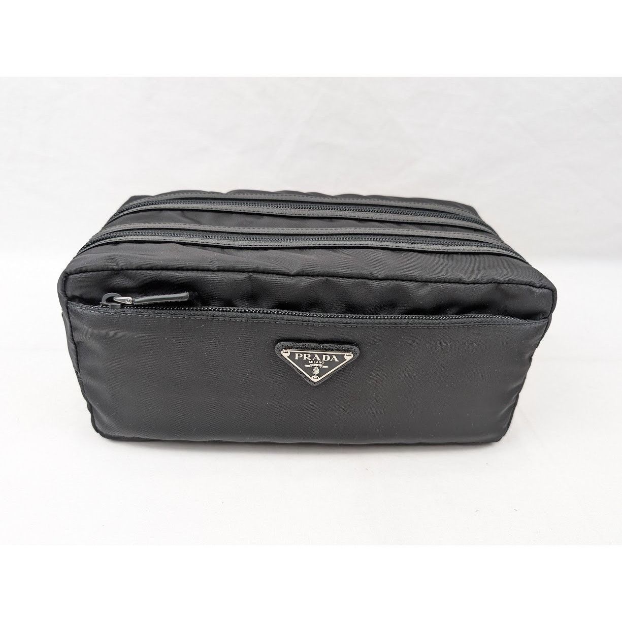 Prada o1rshd1 Size: OS / Tessuto Saffian Travel Pouch in Black Size ONE SIZE - 1 Thumbnail