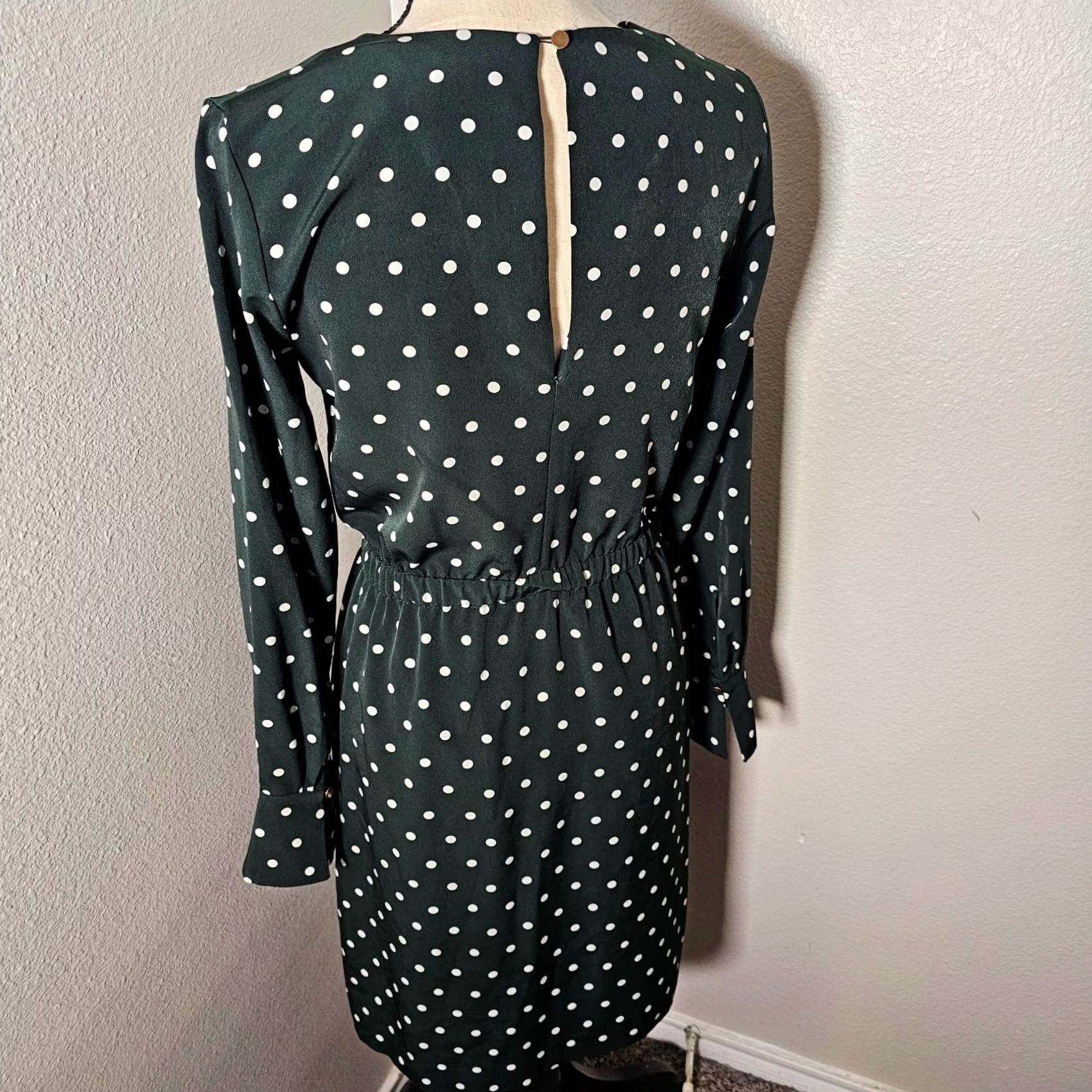 H&M VINTAGE H&M Dress Green Polka Dot Size 6 Long Sleeve Elastic Waist Wide Cuffs Formal Womens Maxi Long Dress Size M / US 6-8 / IT 42-44 - 3 Thumbnail