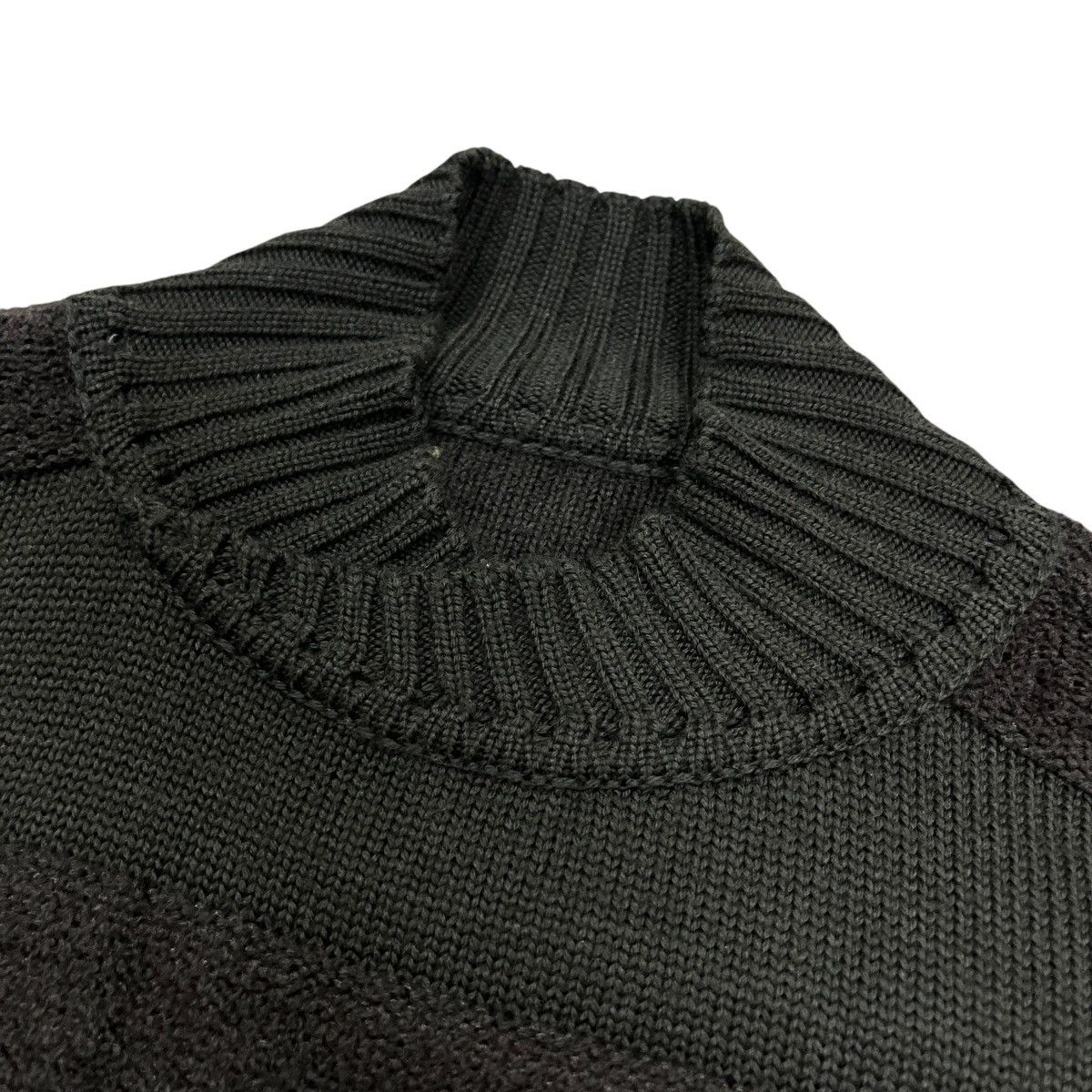 Giorgio Armani Stripe Virgin Wool Sweaters Size US M / EU 48-50 / 2 - 3 Thumbnail