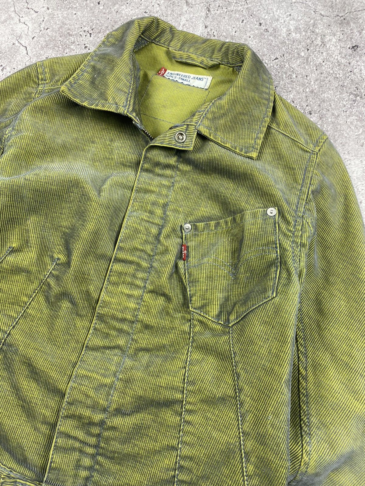 Levi's VINTAGE LEVIS TOXIC CORDUROY POCKET JACKET VERY RARE ARCHIVE Size S / US 4 / IT 40 - 4 Thumbnail
