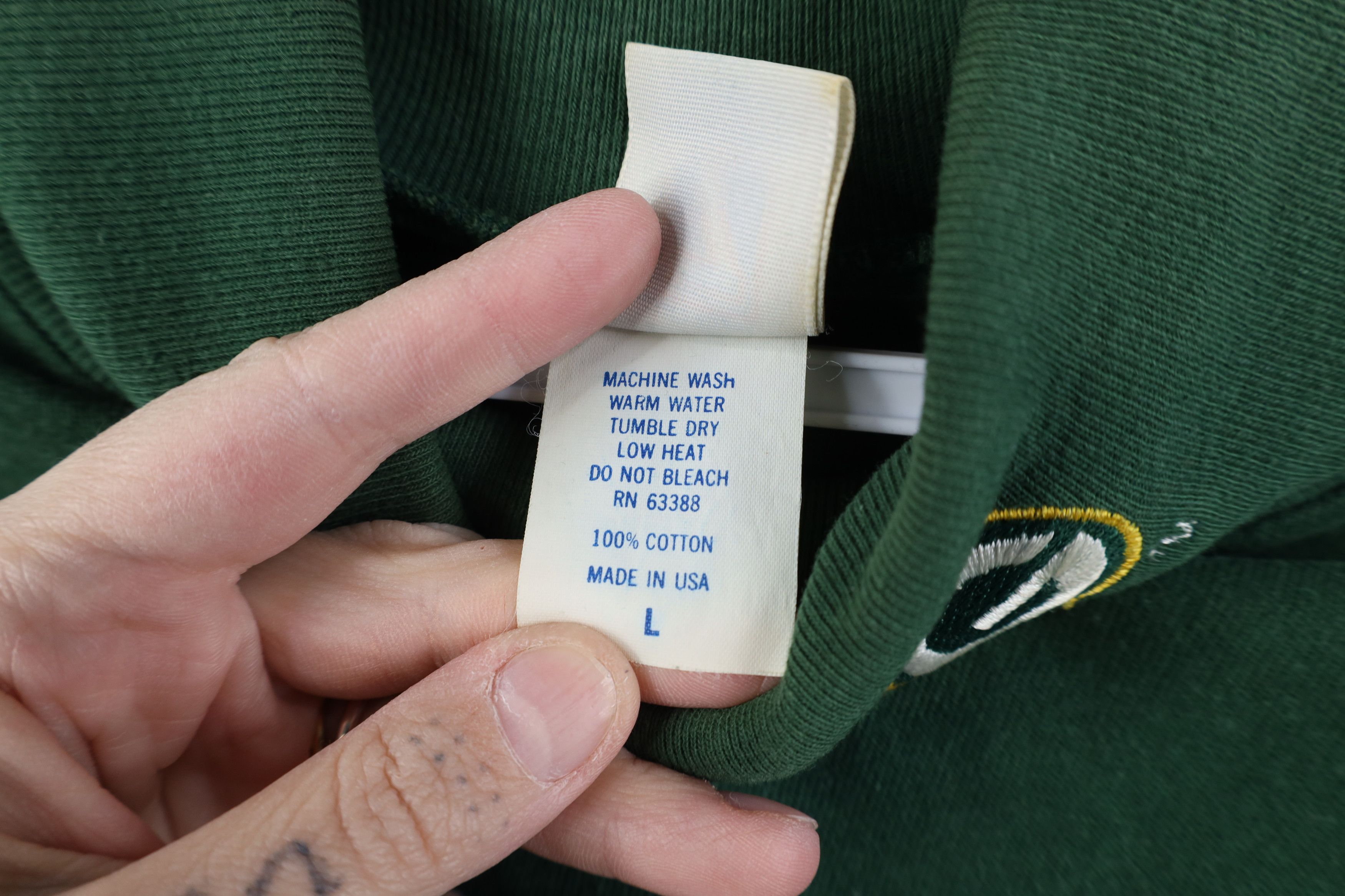 Vintage Vintage 90s Packers Football Turtleneck T-Shirt USA Size US L / EU 52-54 / 3 - 7 Thumbnail