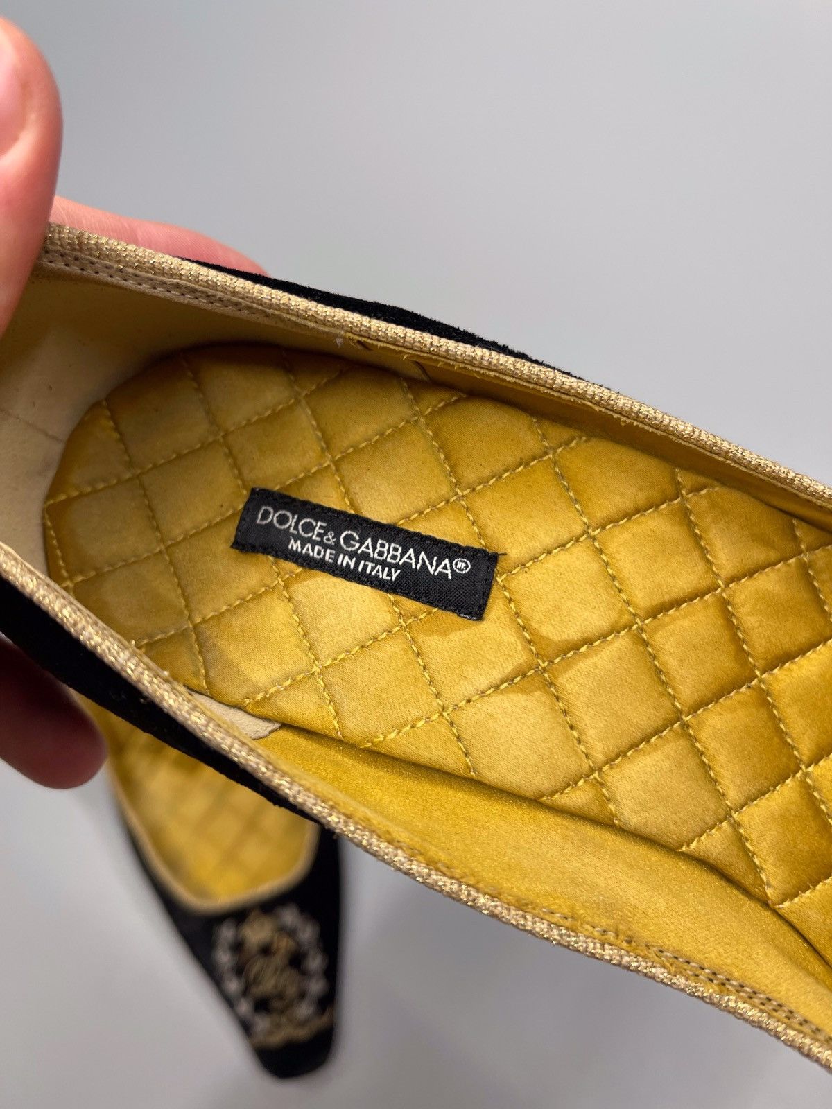 Rare Dolce Gabbana Velour Heels