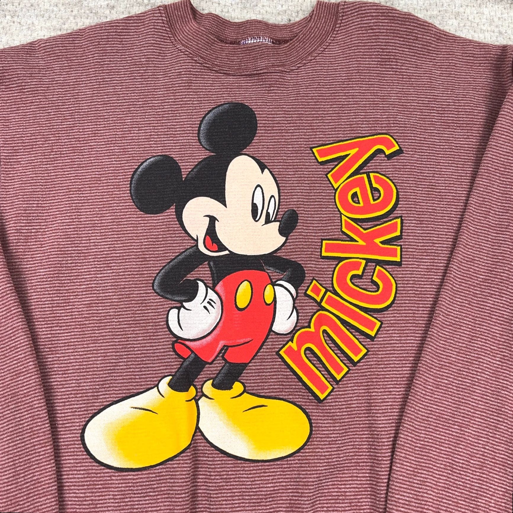 Disney VINTAGE Disney Sweatshirt Men XL Red Mickey Mouse Striped 90s Christmas Logo 90s Cartoon USA Graphic Print Crew Neck Pullover Size US XL / EU 56 / 4 - 2 Thumbnail