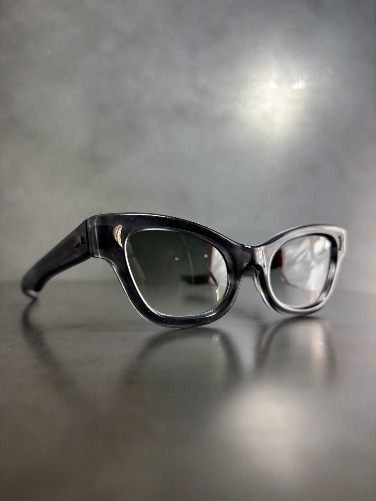 American Optical × Victory Sportswear × Vintage 1950s Sunglasses True Vintage Victory Optical Cat Eye Frames Size ONE SIZE - 24 Thumbnail