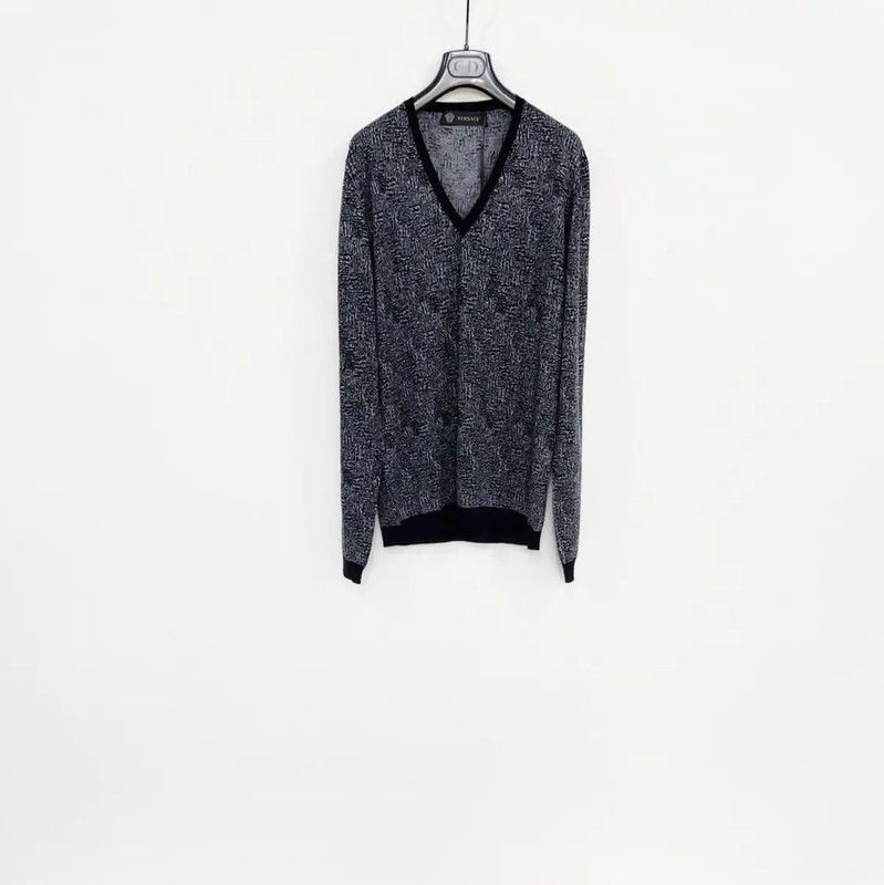 Versace Versace Gray Wool Men's Long Sleeve Sweater 0089 Size US S / EU 44-46 / 1 - 1 Thumbnail